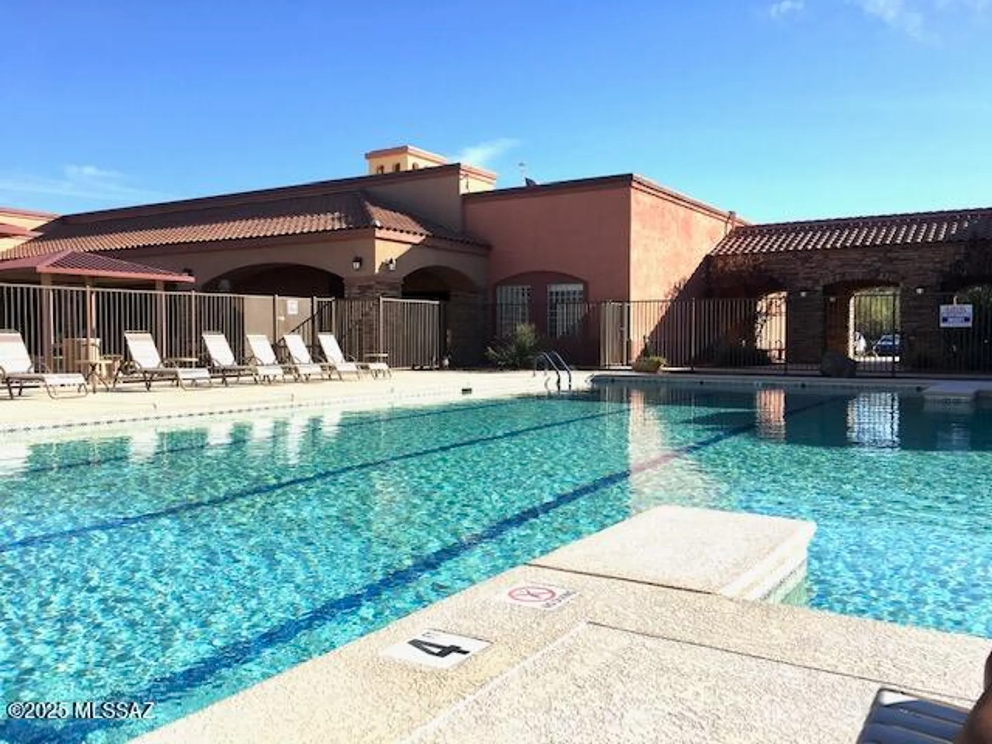 Property Slideshow image 35 of 49 | 275 w calle moncayo, Sahuarita, AZ, 85629