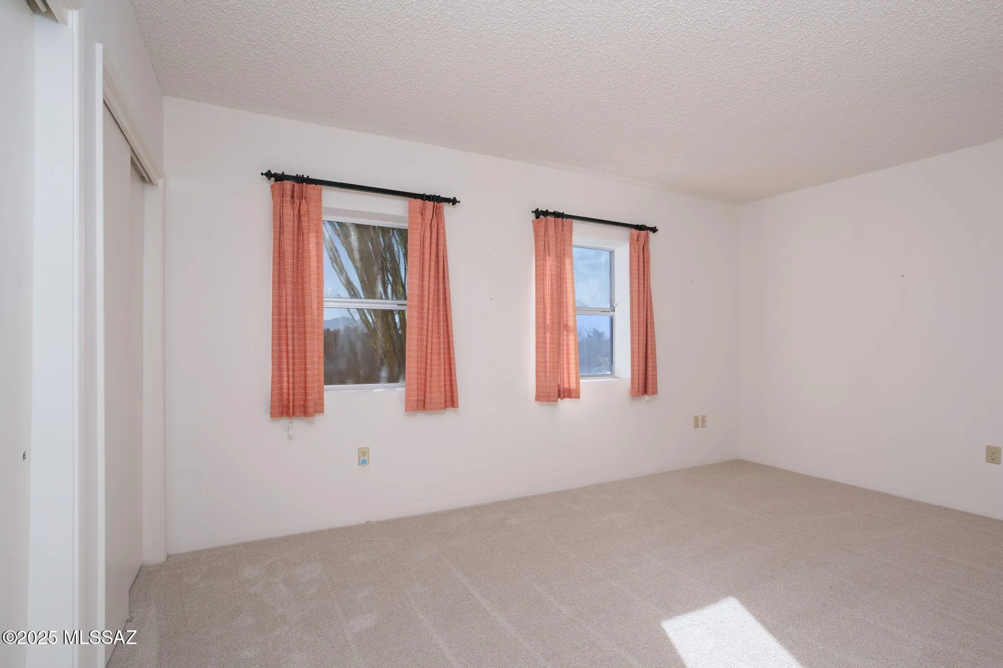 Property Slideshow image 24 of 50 | 959 s las lomas cir, Green Valley, AZ, 85614