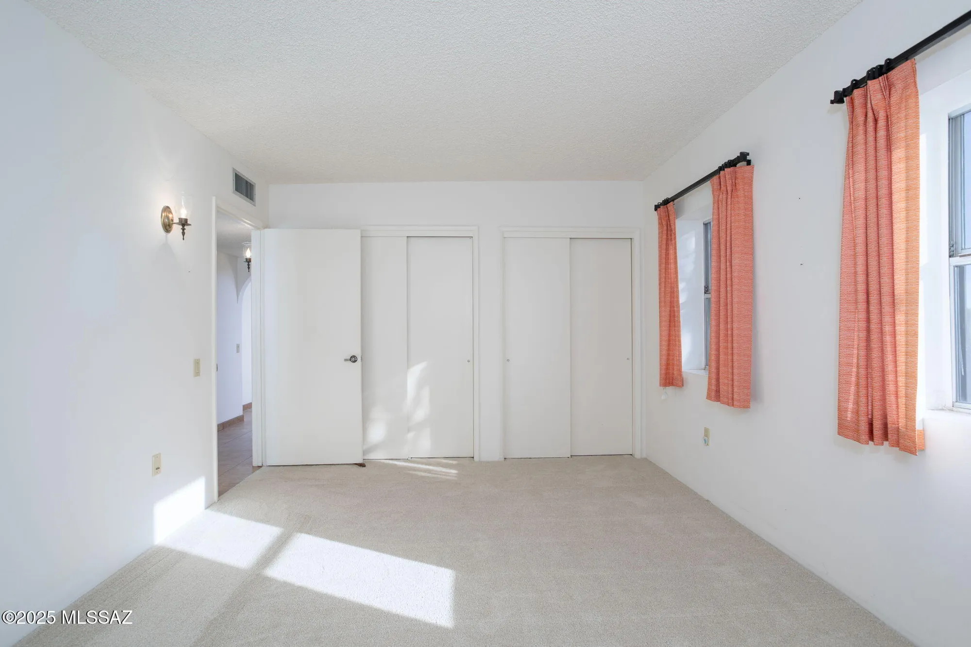 Property Slideshow image 26 of 50 | 959 s las lomas cir, Green Valley, AZ, 85614