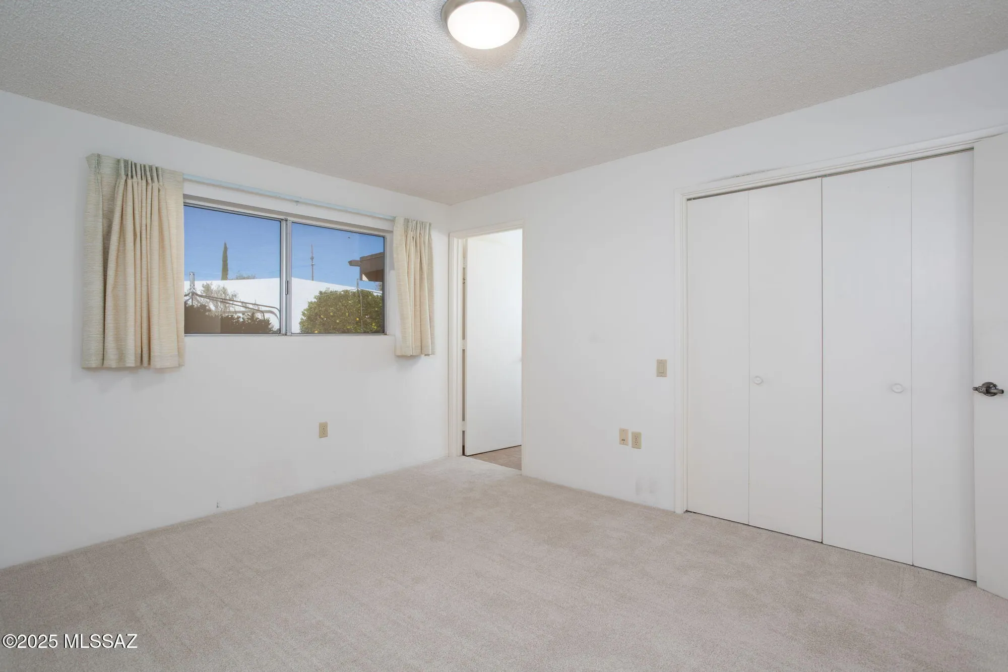 Property Slideshow image 19 of 50 | 959 s las lomas cir, Green Valley, AZ, 85614