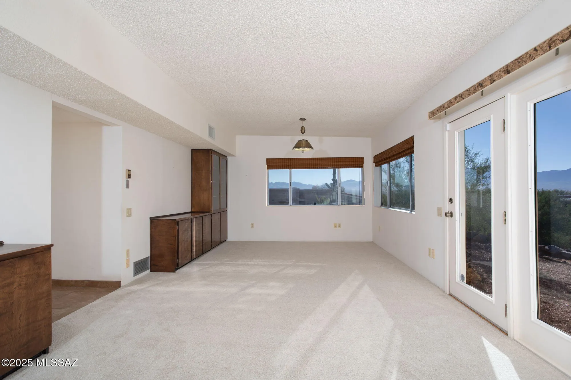 Property Slideshow image 7 of 50 | 959 s las lomas cir, Green Valley, AZ, 85614