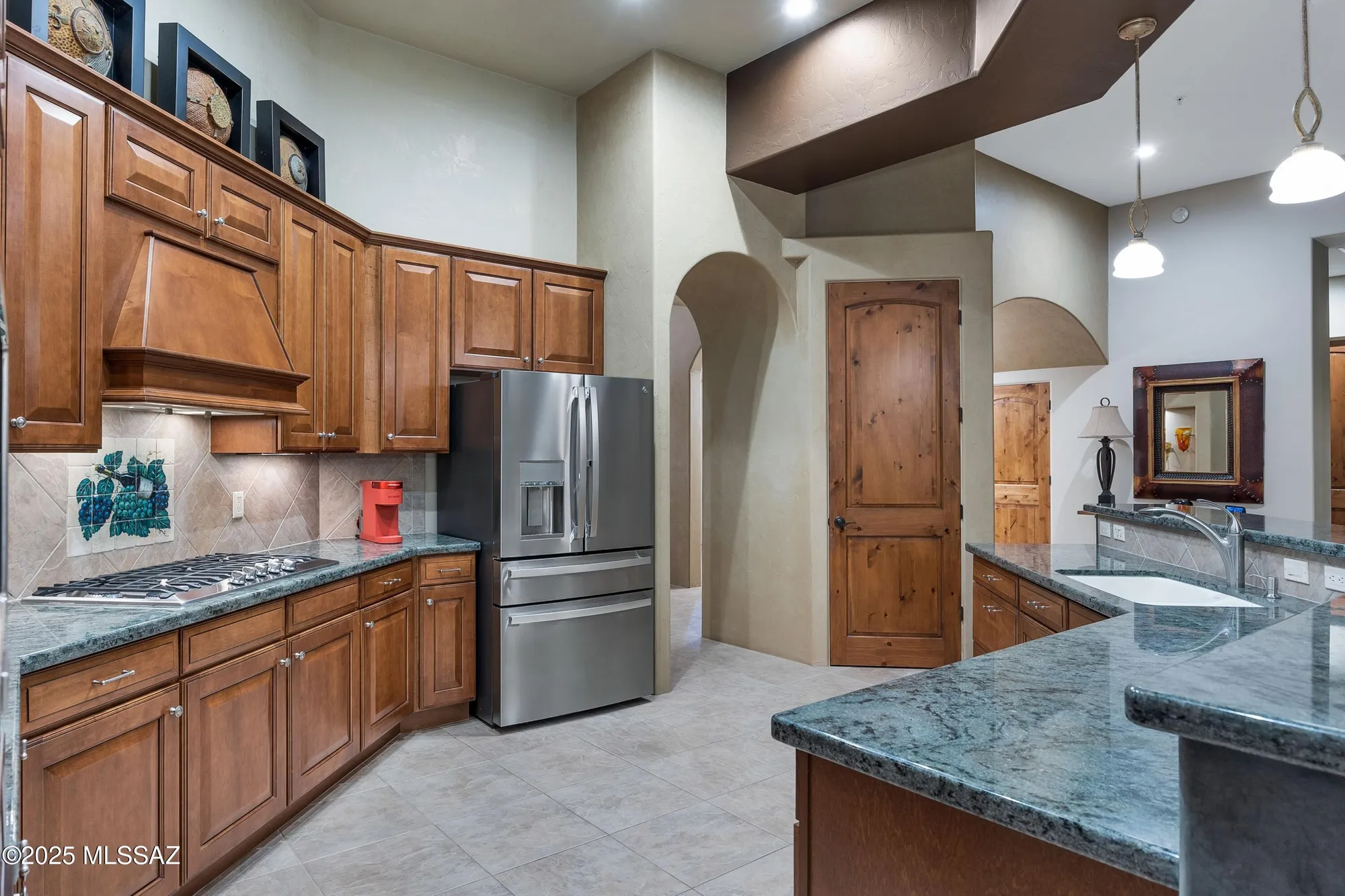 Property Slideshow image 13 of 32 | 997 e josephine saddle pl, Green Valley, AZ, 85614