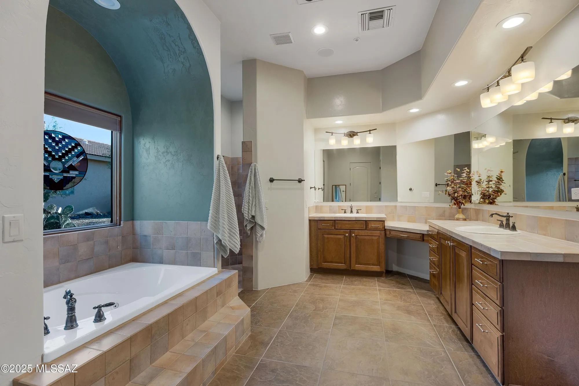 Property Slideshow image 24 of 32 | 997 e josephine saddle pl, Green Valley, AZ, 85614