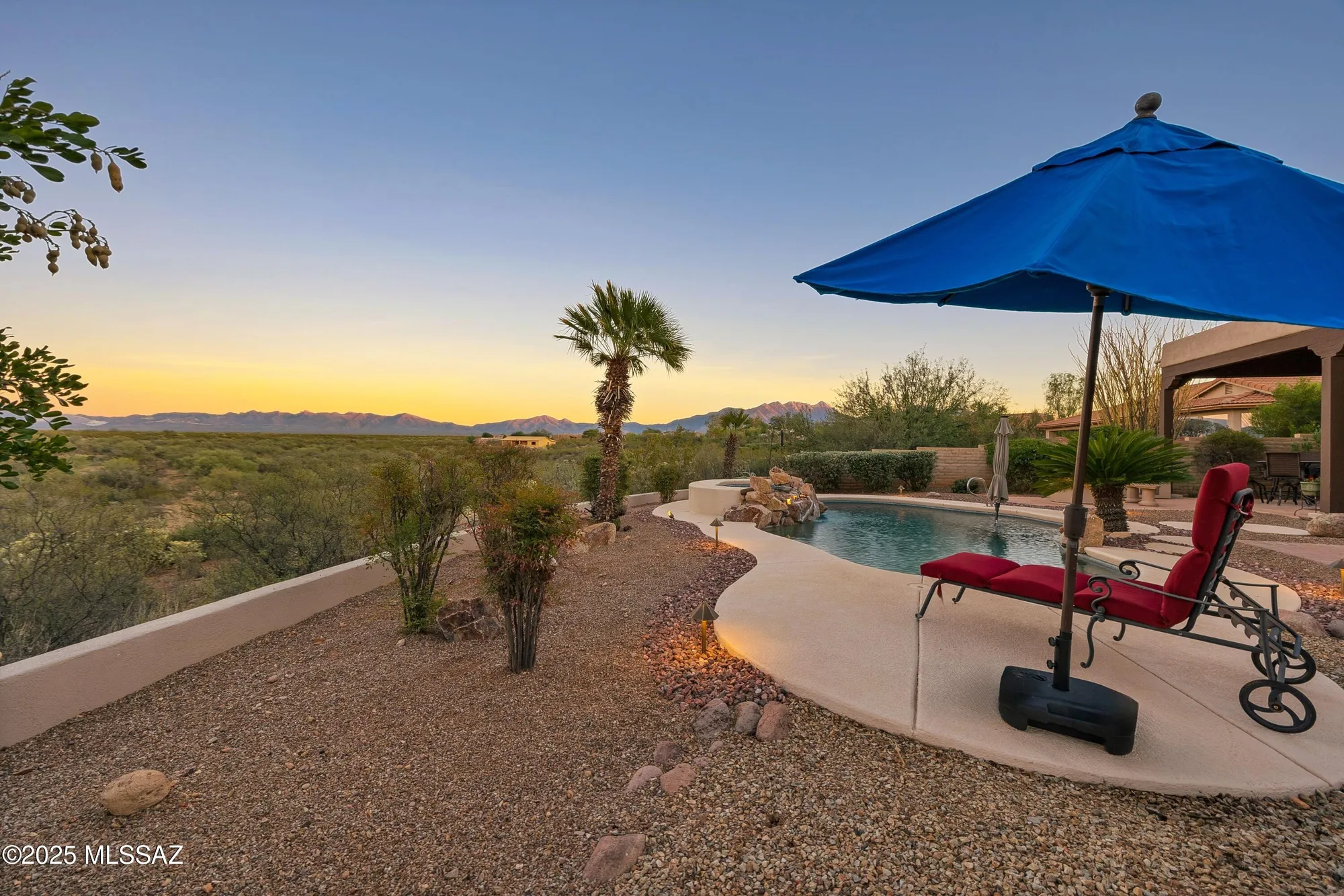 Property Slideshow image 9 of 32 | 997 e josephine saddle pl, Green Valley, AZ, 85614