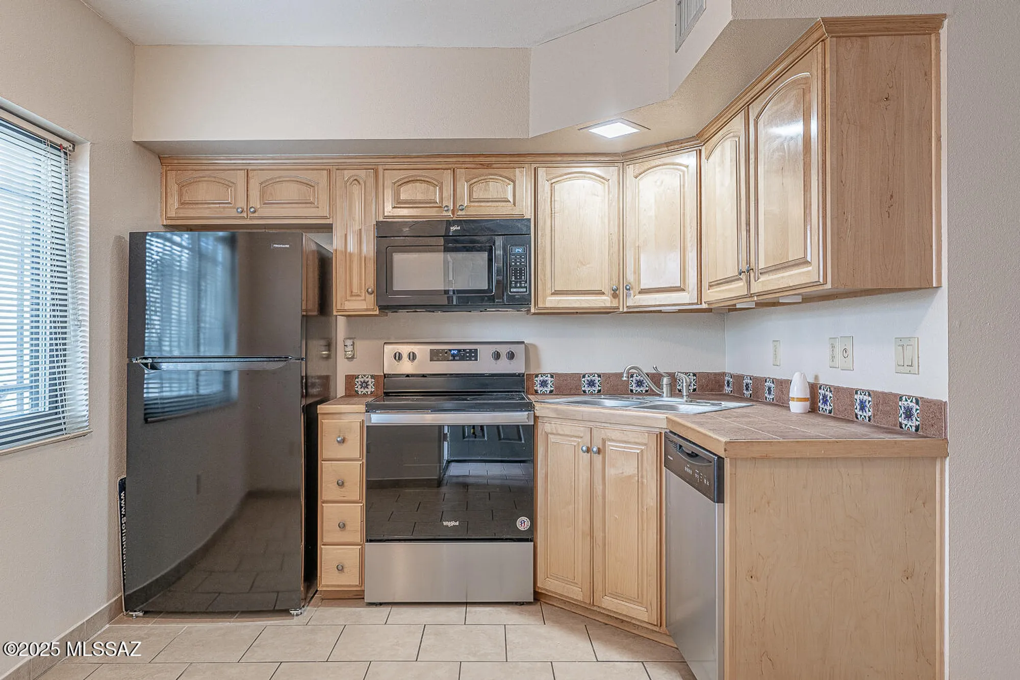 Property Slideshow image 4 of 27 | 1022 s calle de la temporada, Green Valley, AZ, 85614