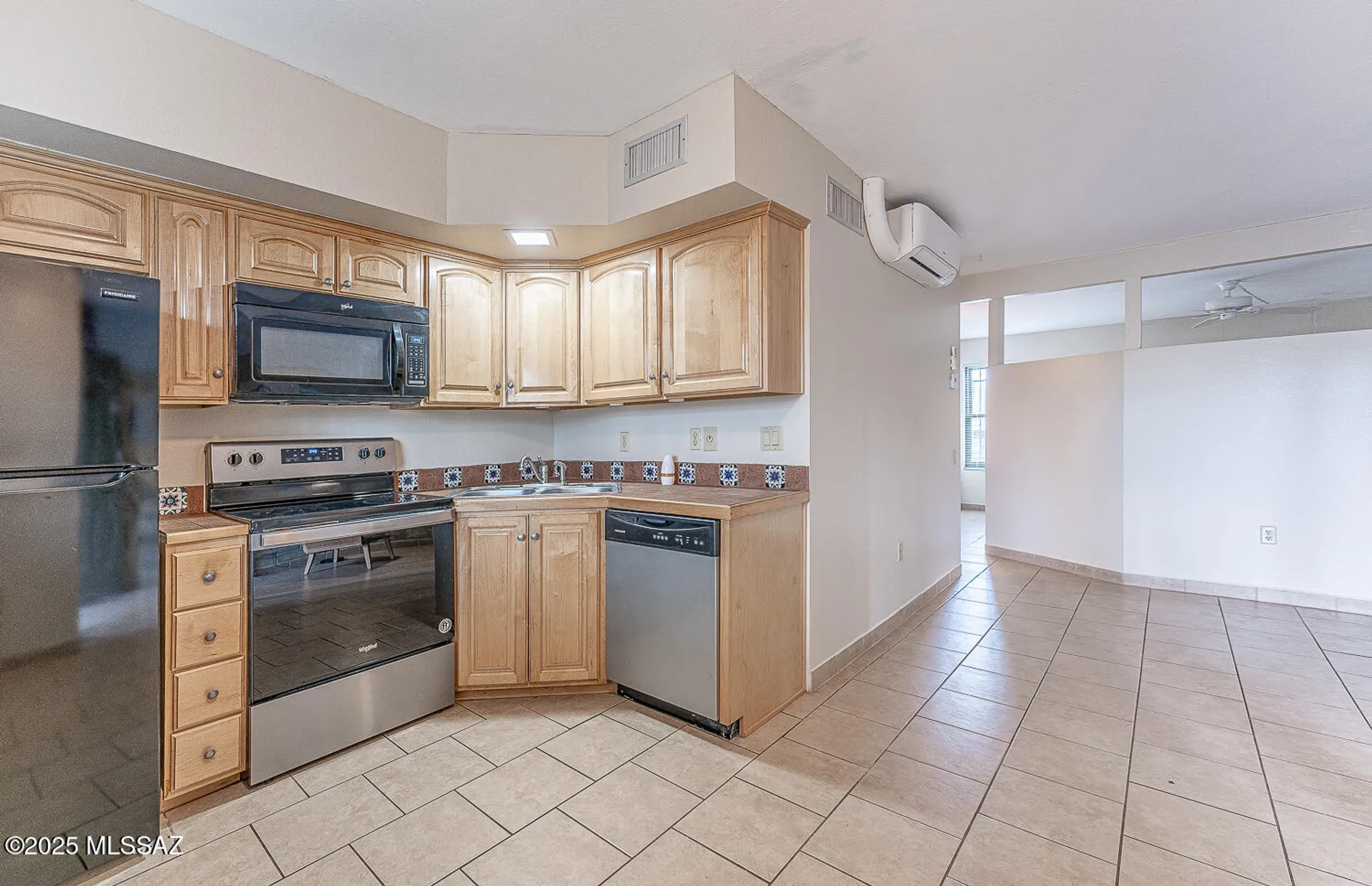 Property Slideshow image 13 of 27 | 1022 s calle de la temporada, Green Valley, AZ, 85614