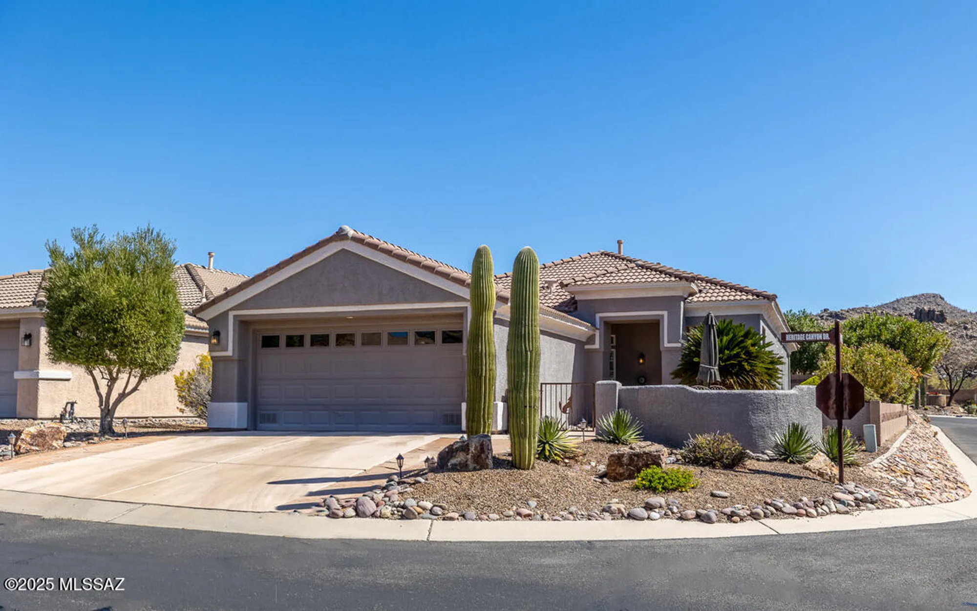 Property Slideshow image 1 of 49 | 13548 n heritage canyon dr, Marana, AZ, 85658