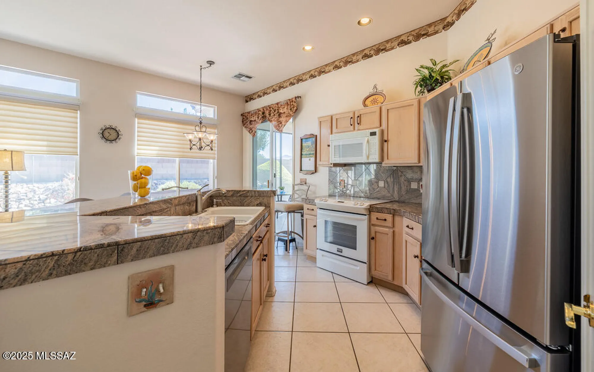 Property Slideshow image 12 of 49 | 13548 n heritage canyon dr, Marana, AZ, 85658