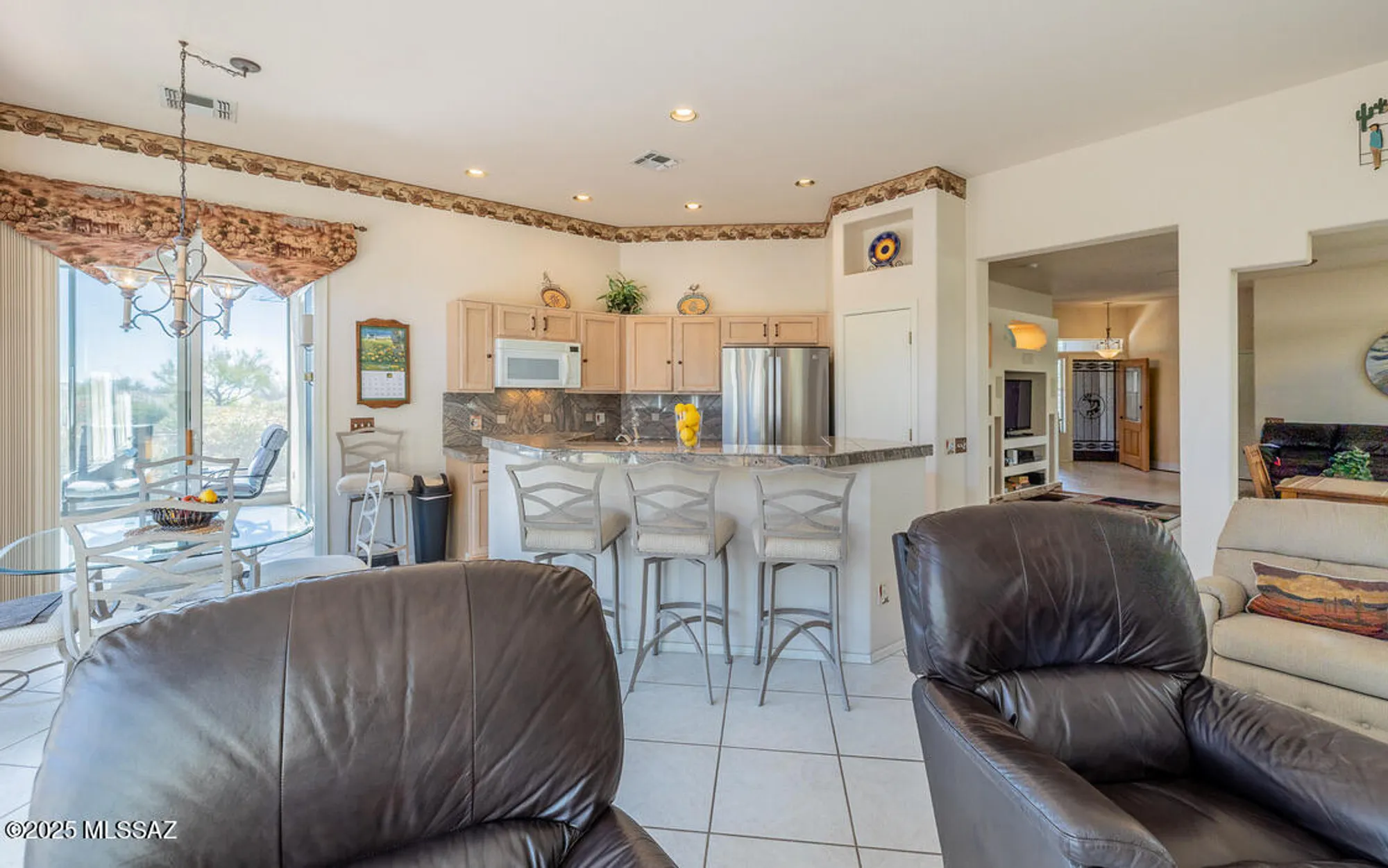 Property Slideshow image 17 of 49 | 13548 n heritage canyon dr, Marana, AZ, 85658