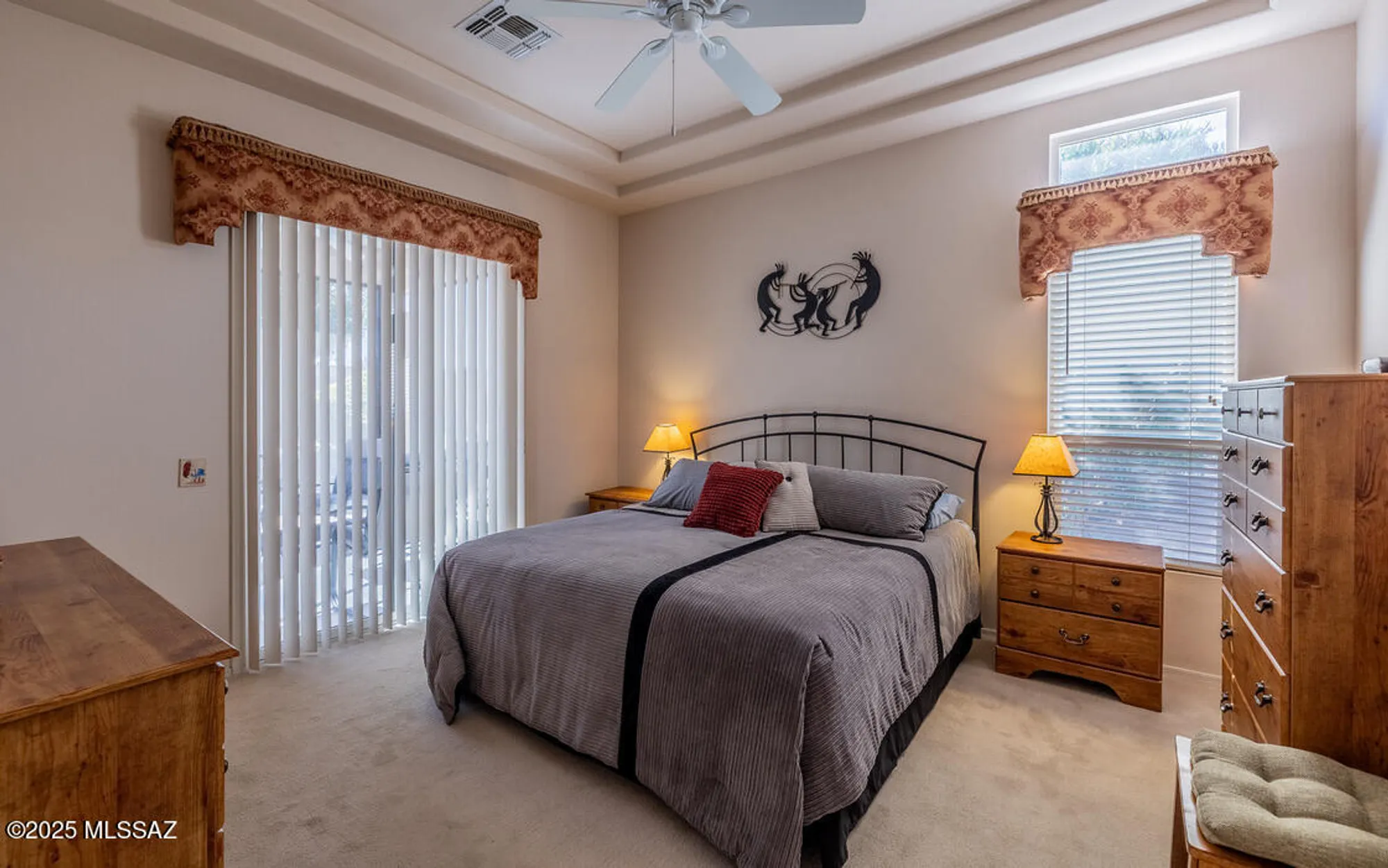 Property Slideshow image 19 of 49 | 13548 n heritage canyon dr, Marana, AZ, 85658