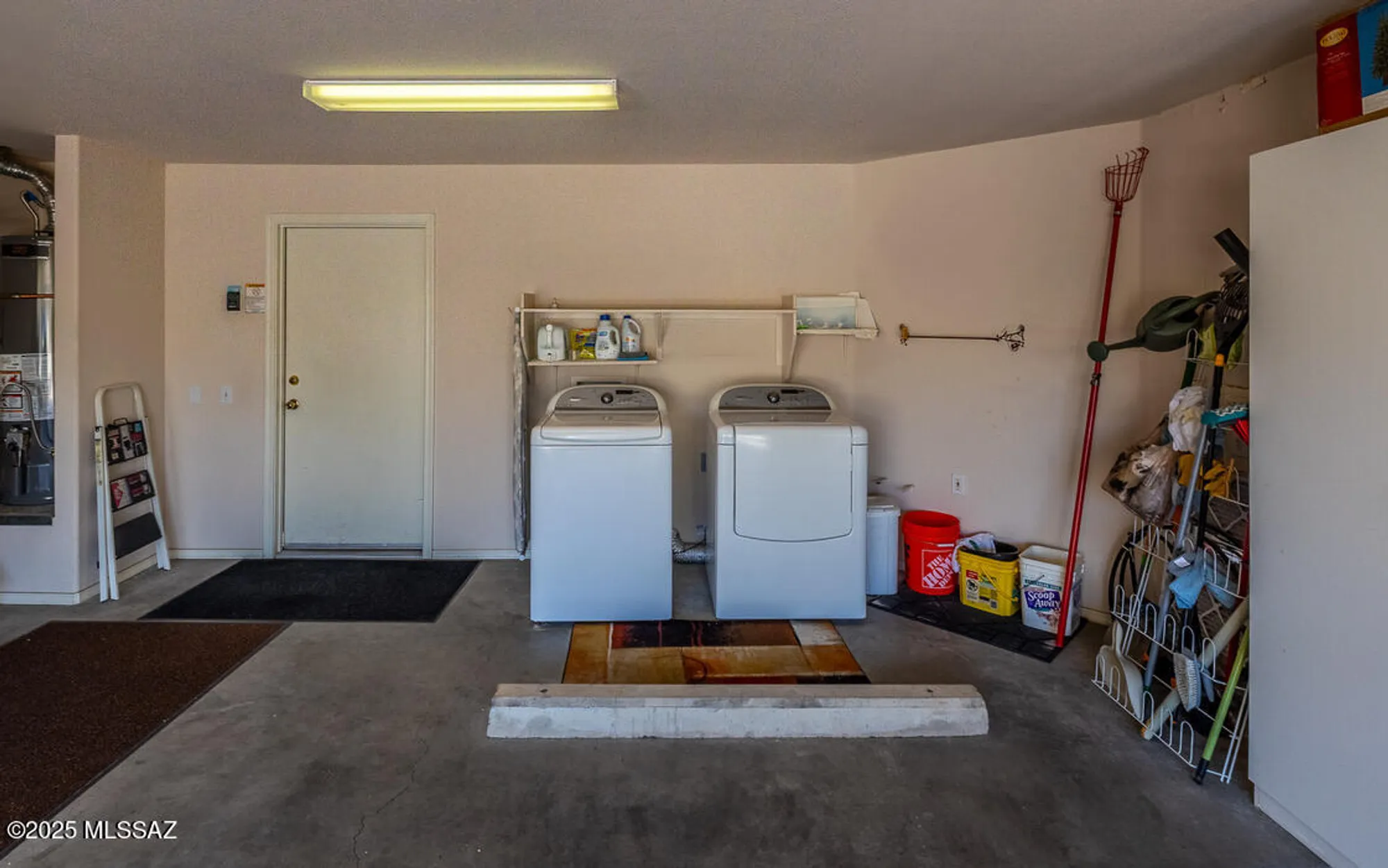 Property Slideshow image 30 of 49 | 13548 n heritage canyon dr, Marana, AZ, 85658