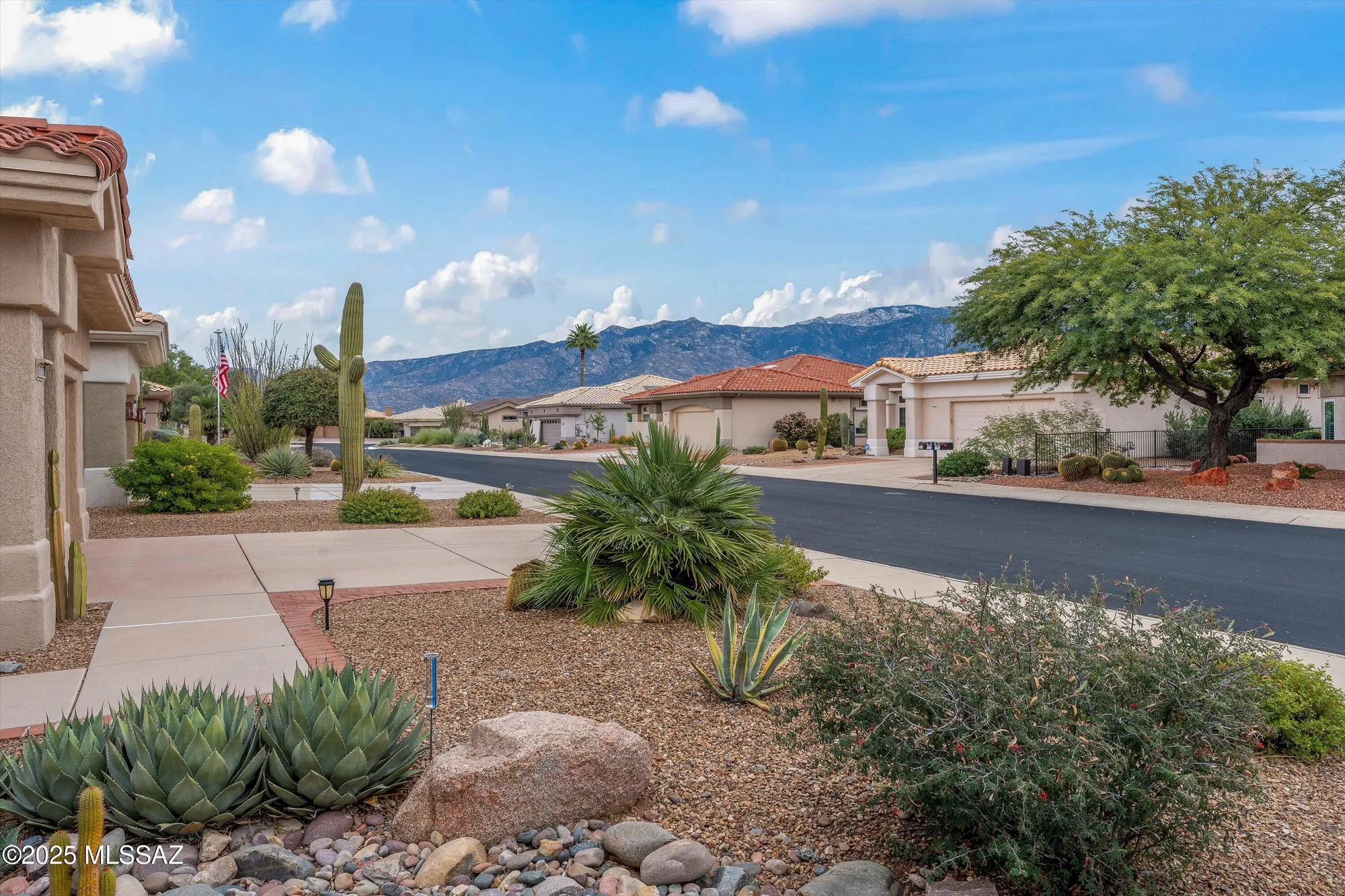 Property Slideshow image 2 of 38 | 1783 e anza way, Oro Valley, AZ, 85755