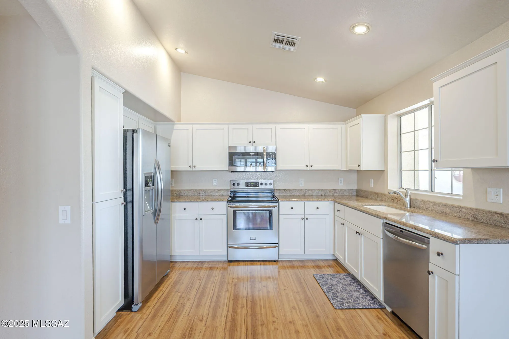 Property Slideshow image 17 of 44 | 37514 s desert star ct, Tucson, AZ, 85739