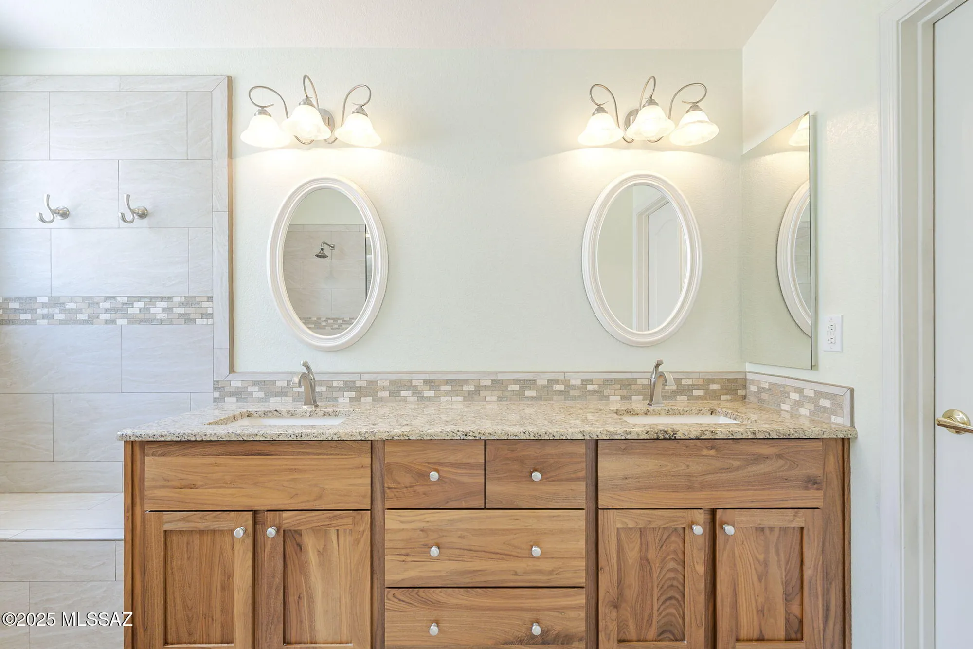 Property Slideshow image 28 of 44 | 37514 s desert star ct, Tucson, AZ, 85739