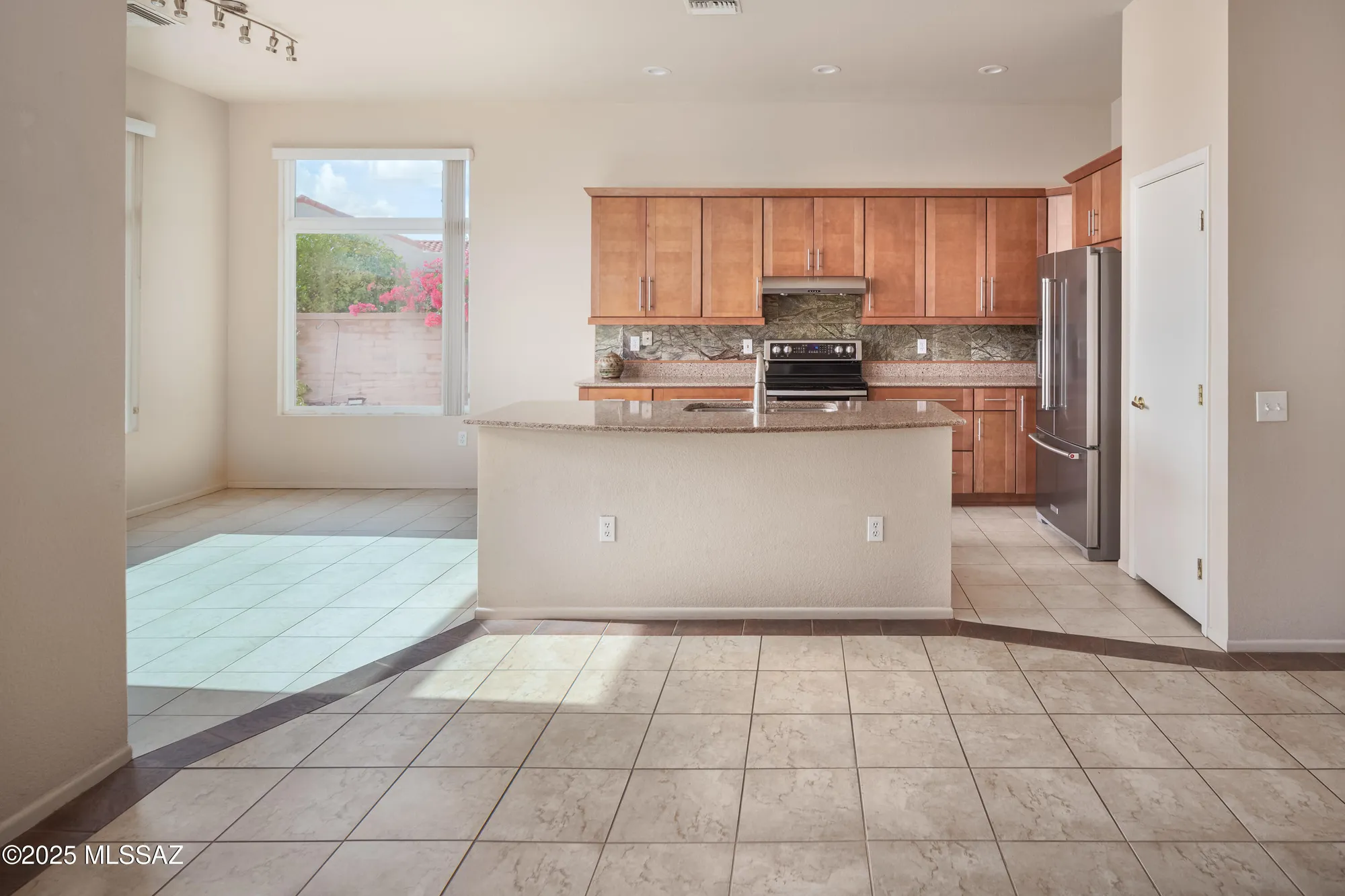 Property Slideshow image 17 of 35 | 938 e grass meadow pl, Oro Valley, AZ, 85755