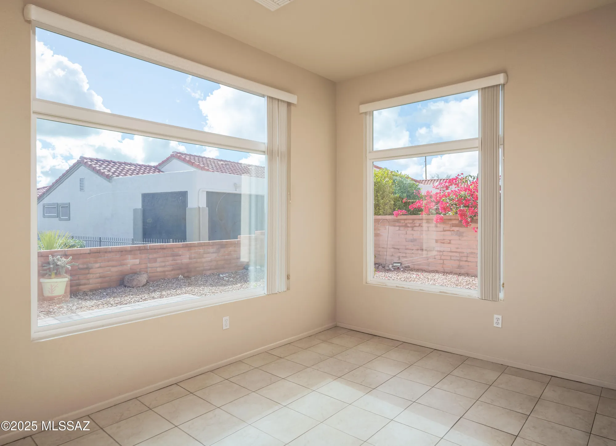 Property Slideshow image 19 of 35 | 938 e grass meadow pl, Oro Valley, AZ, 85755