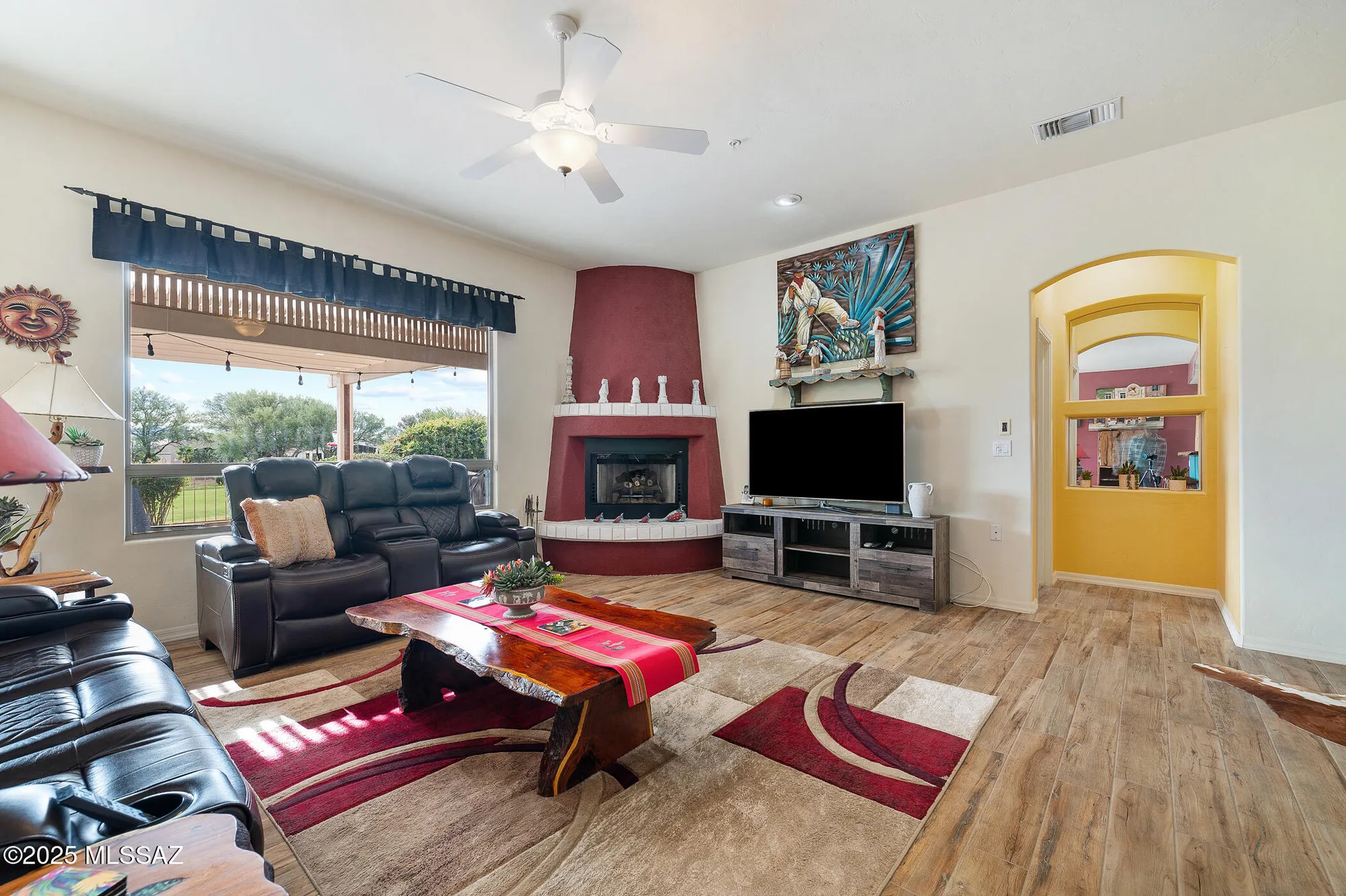 Property Slideshow image 4 of 33 | 703 w greenview pl, Green Valley, AZ, 85614