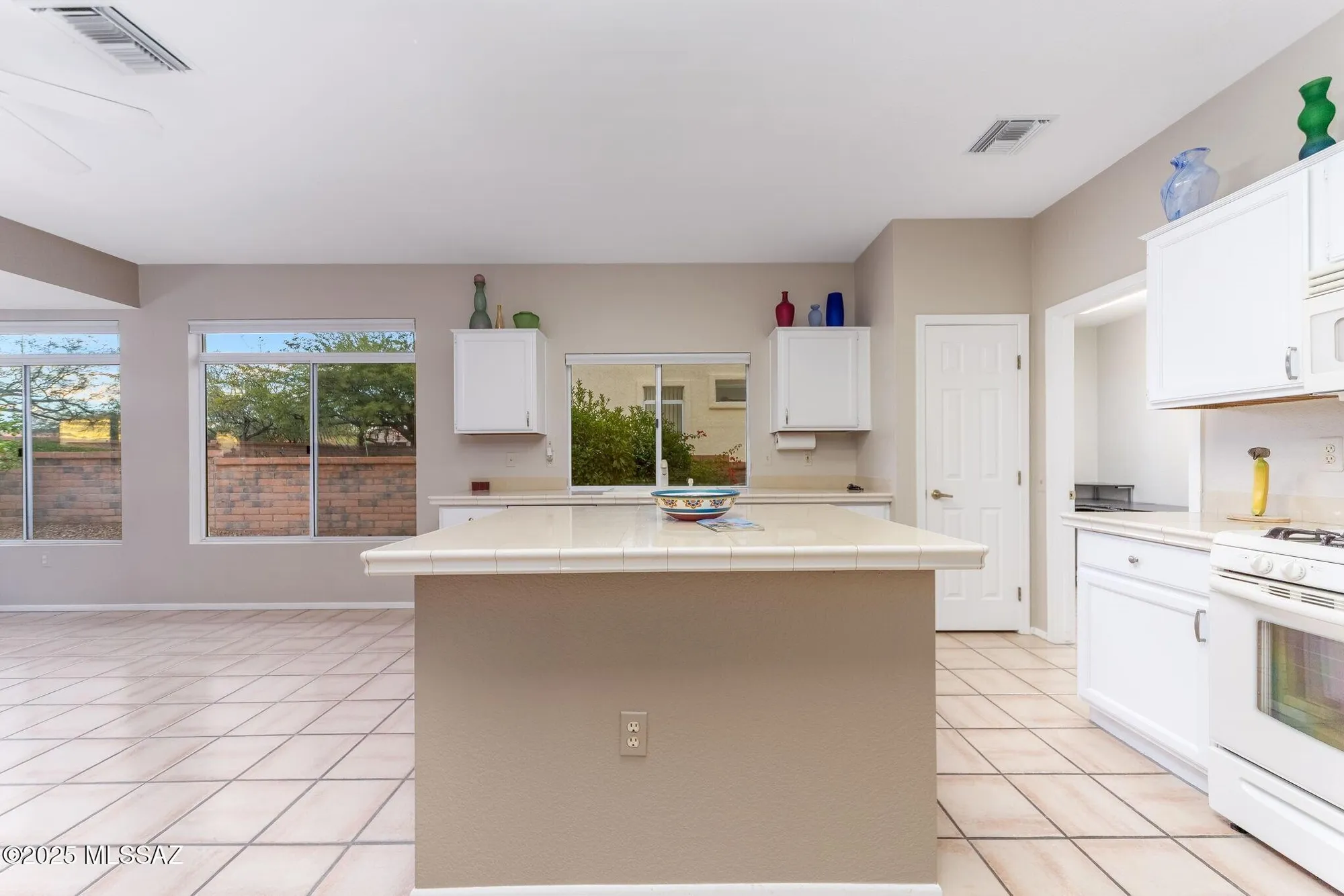 Property Slideshow image 20 of 44 | 14451 n rock springs ln, Oro Valley, AZ, 85755