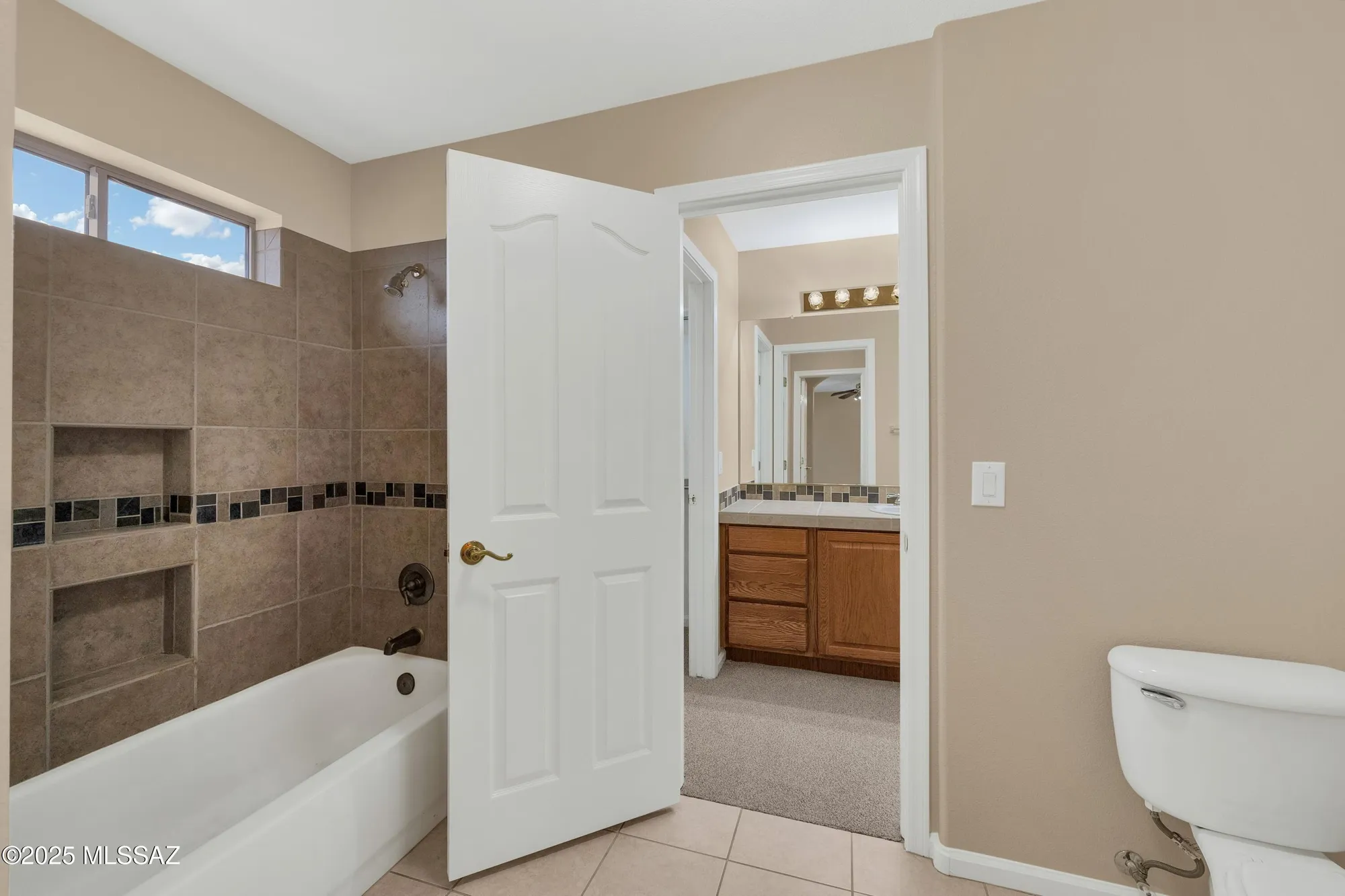 Property Slideshow image 39 of 50 | 36997 s golf course dr, Saddlebrooke, AZ, 85739