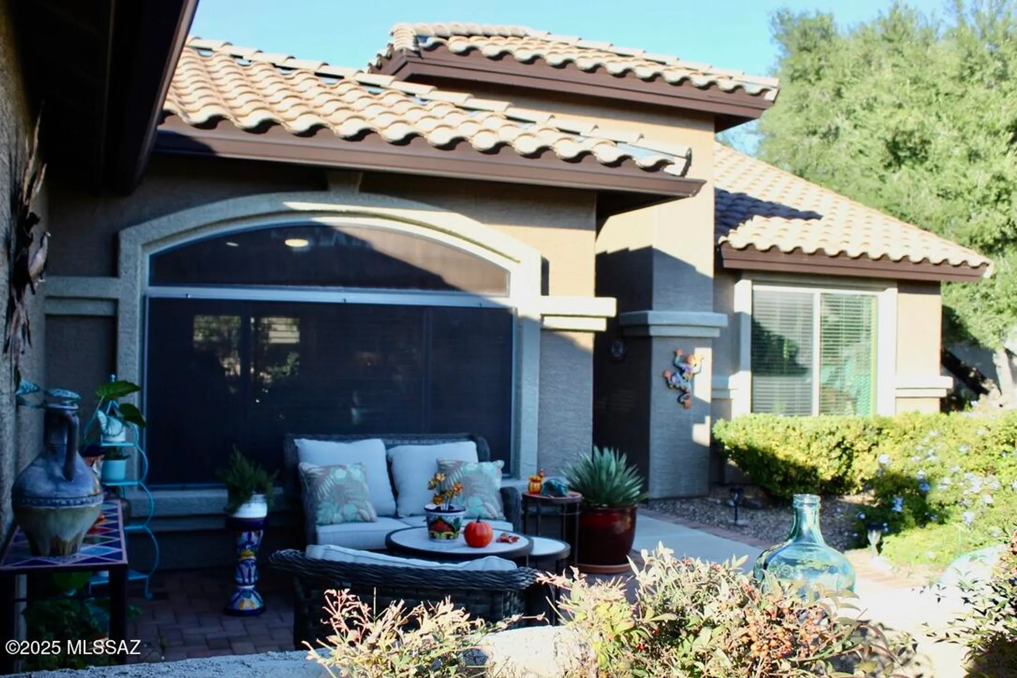 Property Slideshow image 3 of 51 | 2427 e bonita canyon dr, Green Valley, AZ, 85614