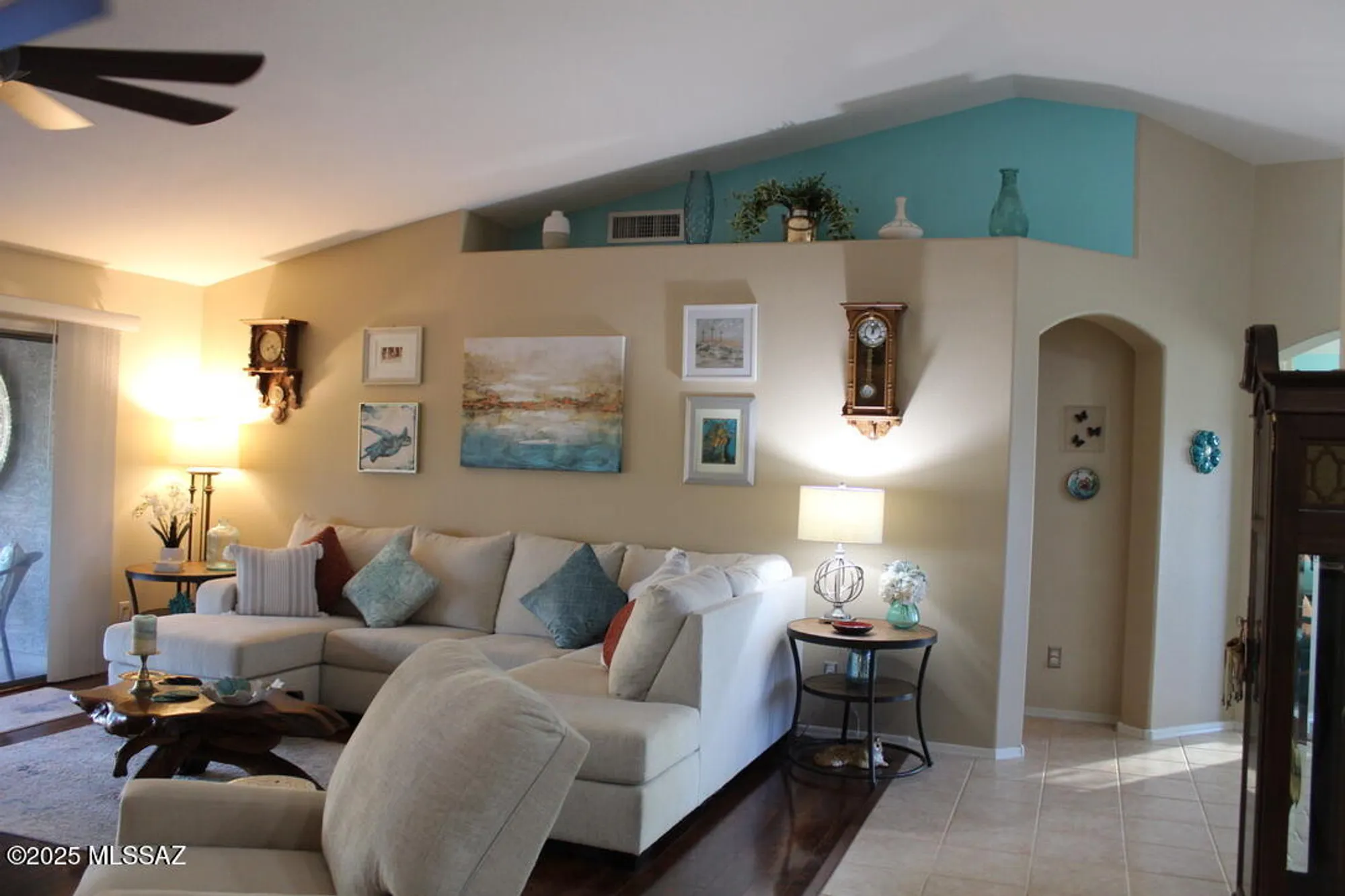 Property Slideshow image 12 of 51 | 2427 e bonita canyon dr, Green Valley, AZ, 85614