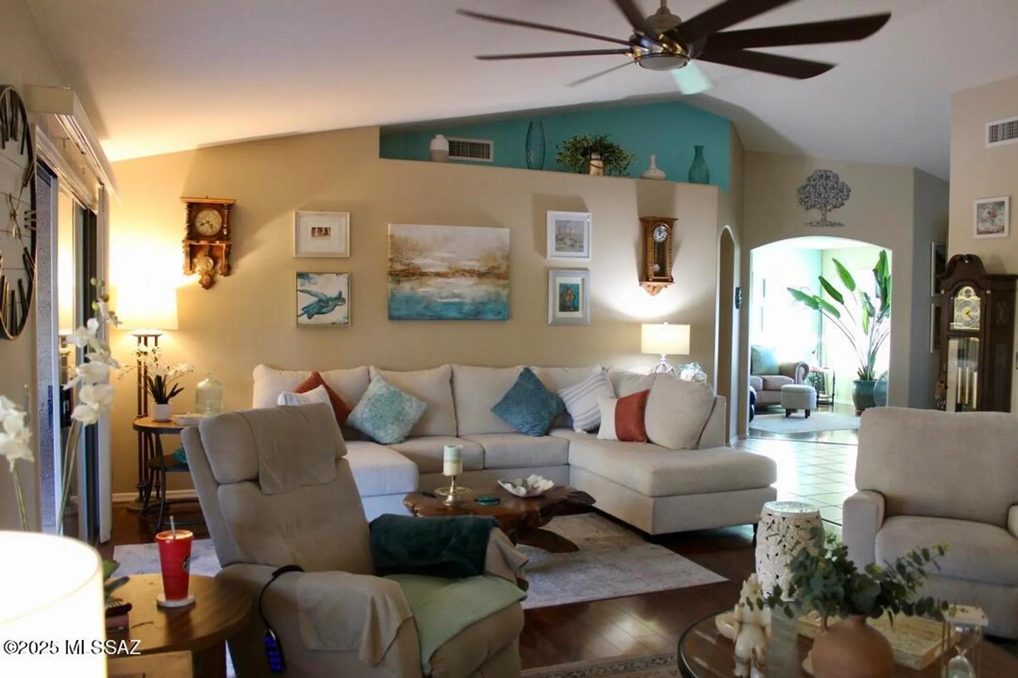 Property Slideshow image 14 of 51 | 2427 e bonita canyon dr, Green Valley, AZ, 85614