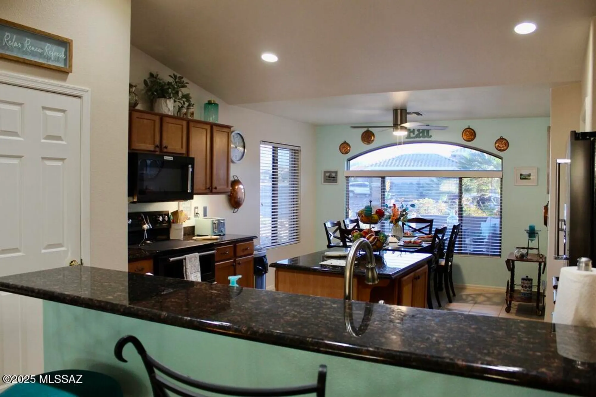 Property Slideshow image 22 of 51 | 2427 e bonita canyon dr, Green Valley, AZ, 85614