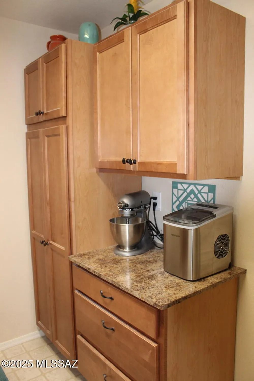 Property Slideshow image 42 of 51 | 2427 e bonita canyon dr, Green Valley, AZ, 85614