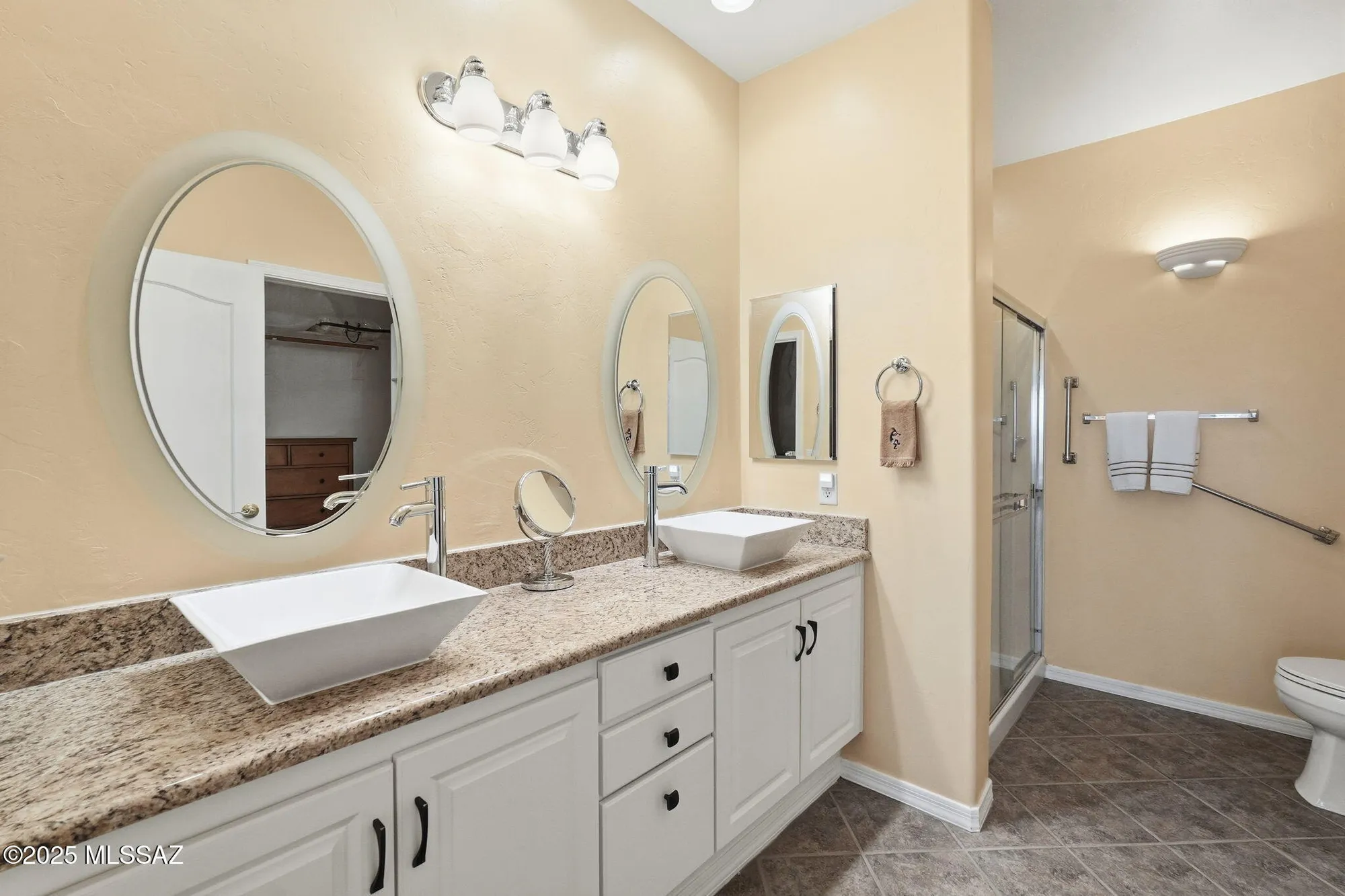 Property Slideshow image 23 of 43 | 660 n cedar bend ave, Green Valley, AZ, 85614