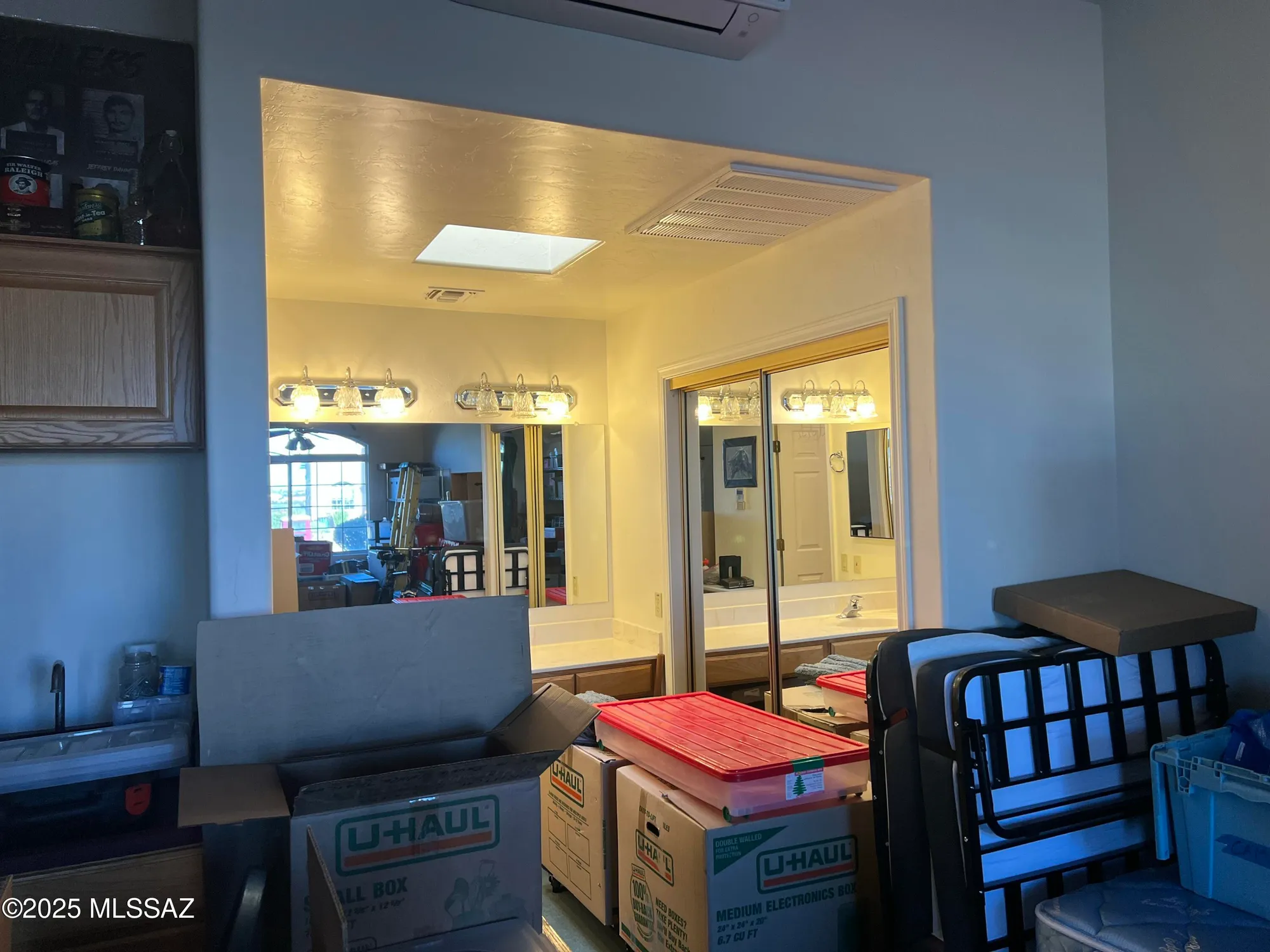 Property Slideshow image 11 of 26 | 1857 w demetrie loop, Green Valley, AZ, 85622