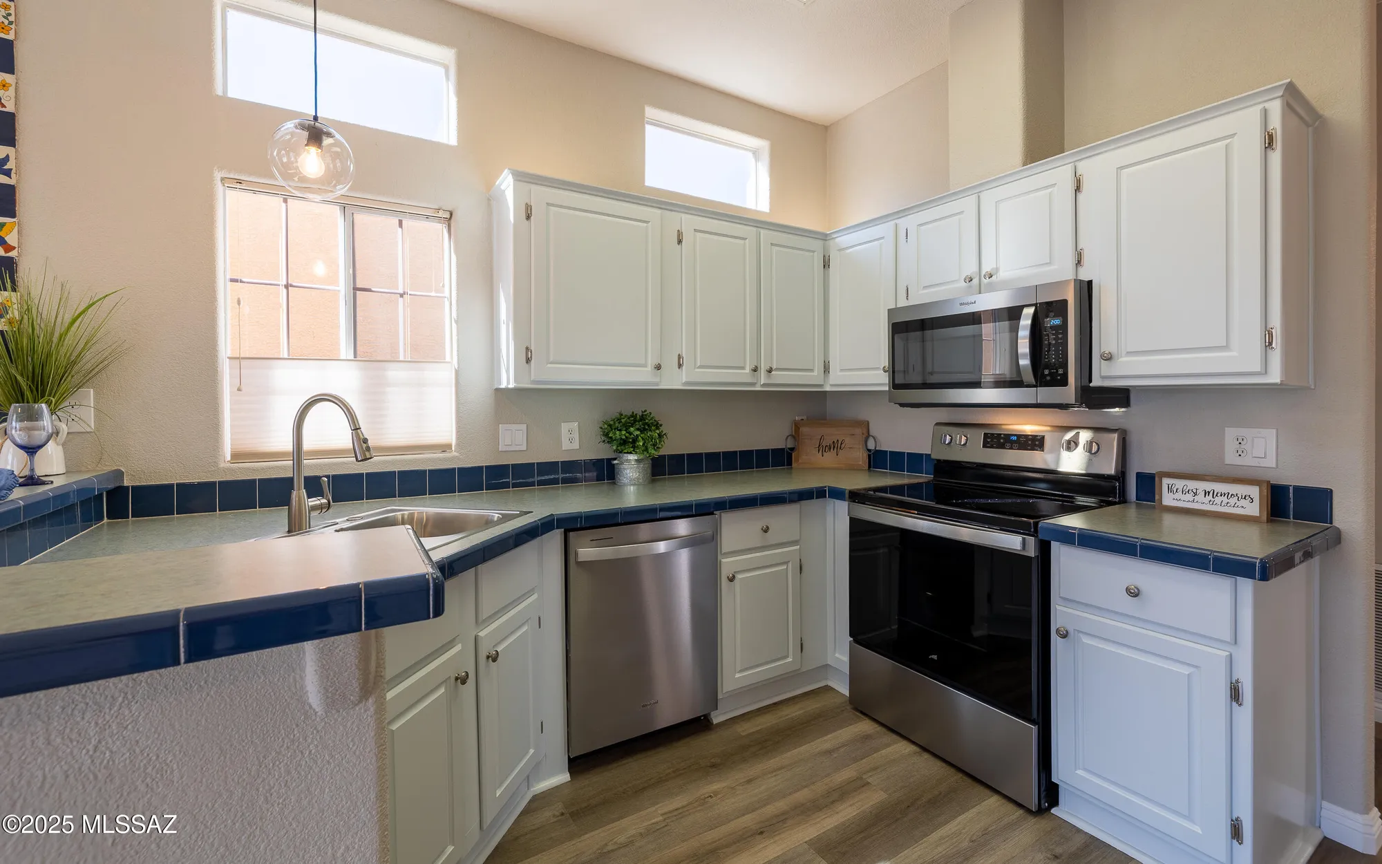 Property Slideshow image 6 of 36 | 1230 w calle de sotelo, Sahuarita, AZ, 85629