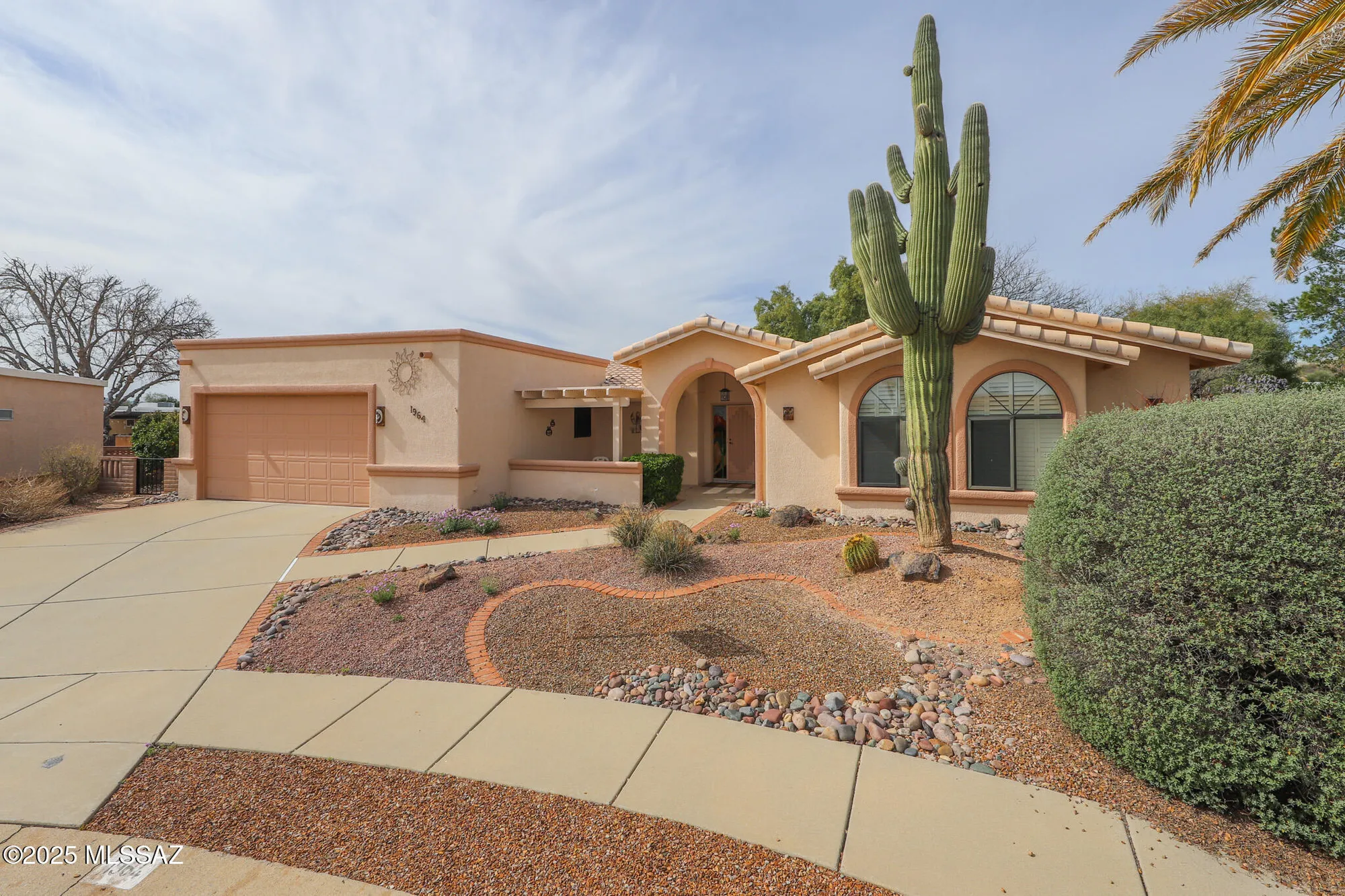 Property Slideshow image 4 of 21 | 1964 s abrego dr, Green Valley, AZ, 85614