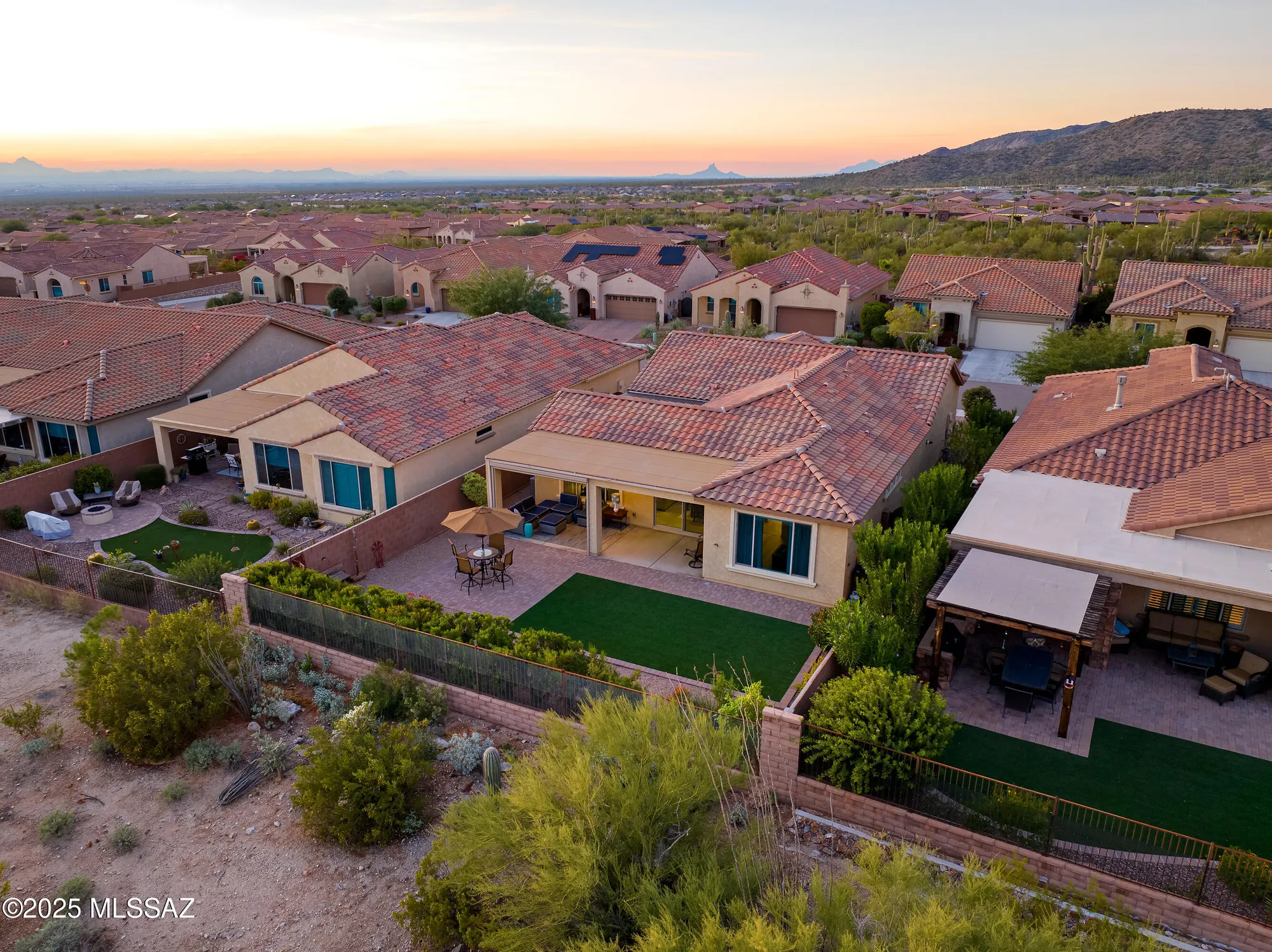 Property Slideshow image 29 of 31 | 6827 w cliff spring trl, Marana, AZ, 85658