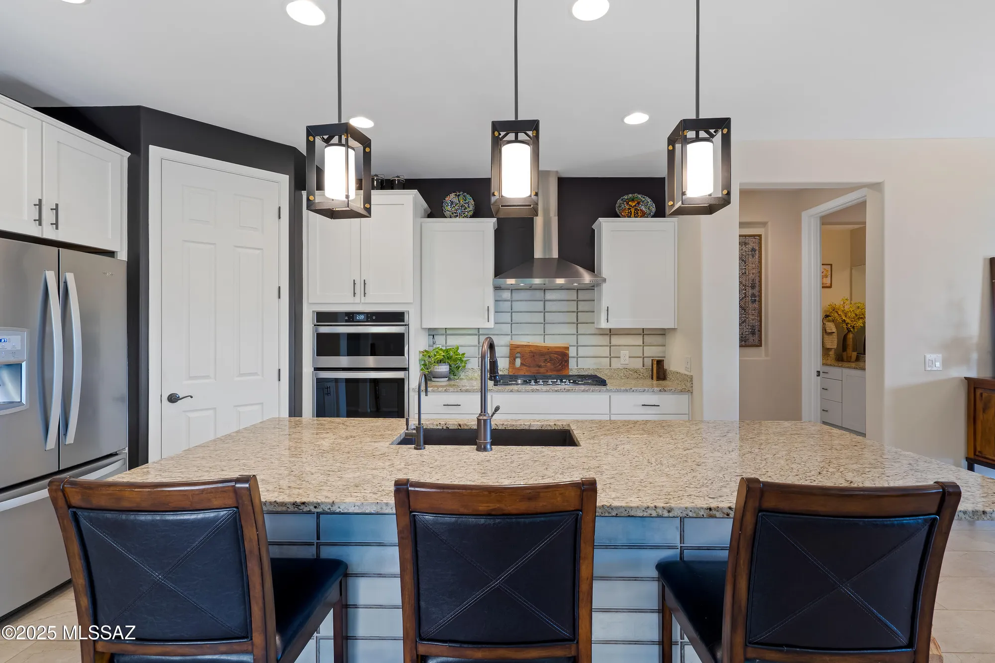 Property Slideshow image 11 of 31 | 6827 w cliff spring trl, Marana, AZ, 85658