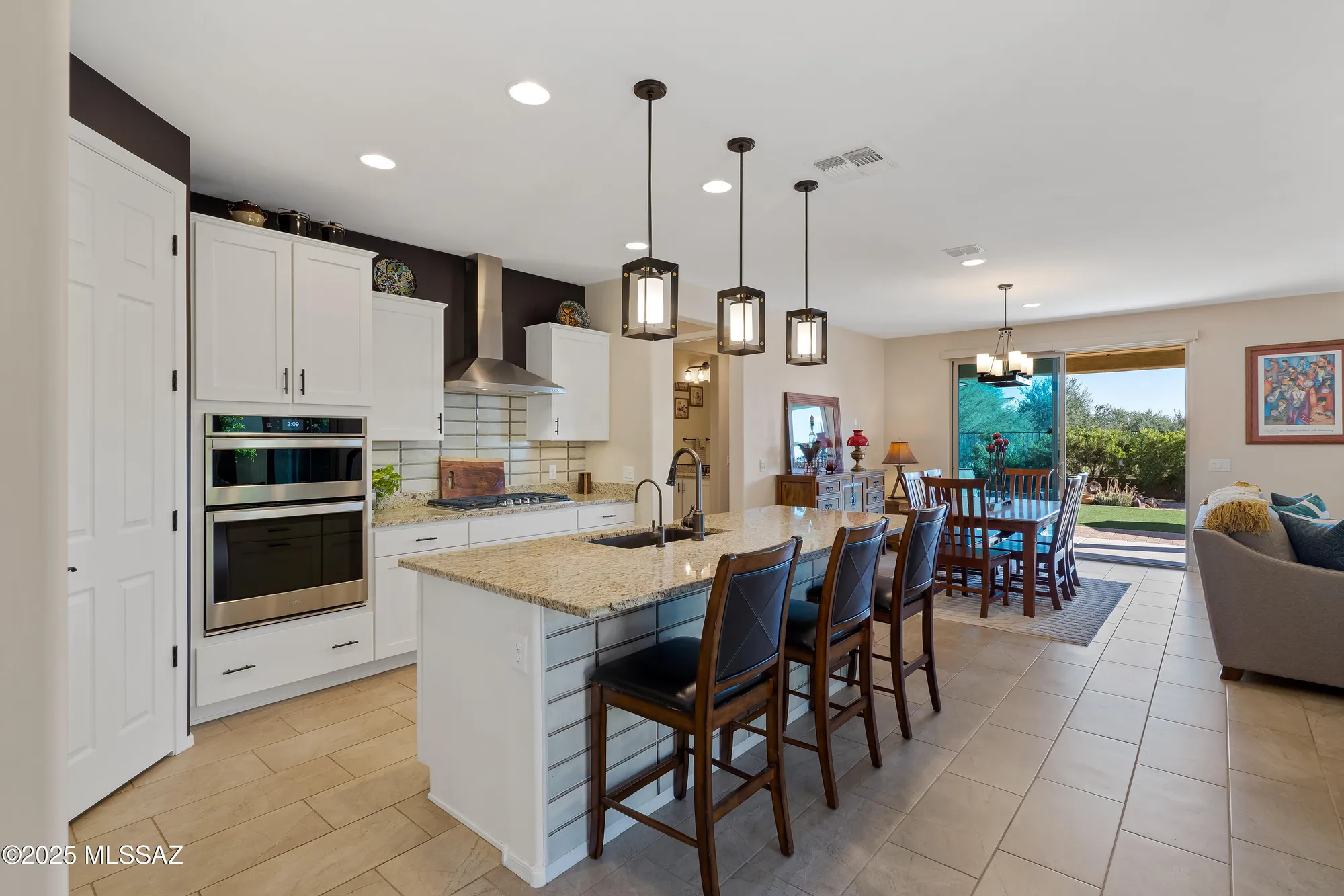 Property Slideshow image 10 of 31 | 6827 w cliff spring trl, Marana, AZ, 85658