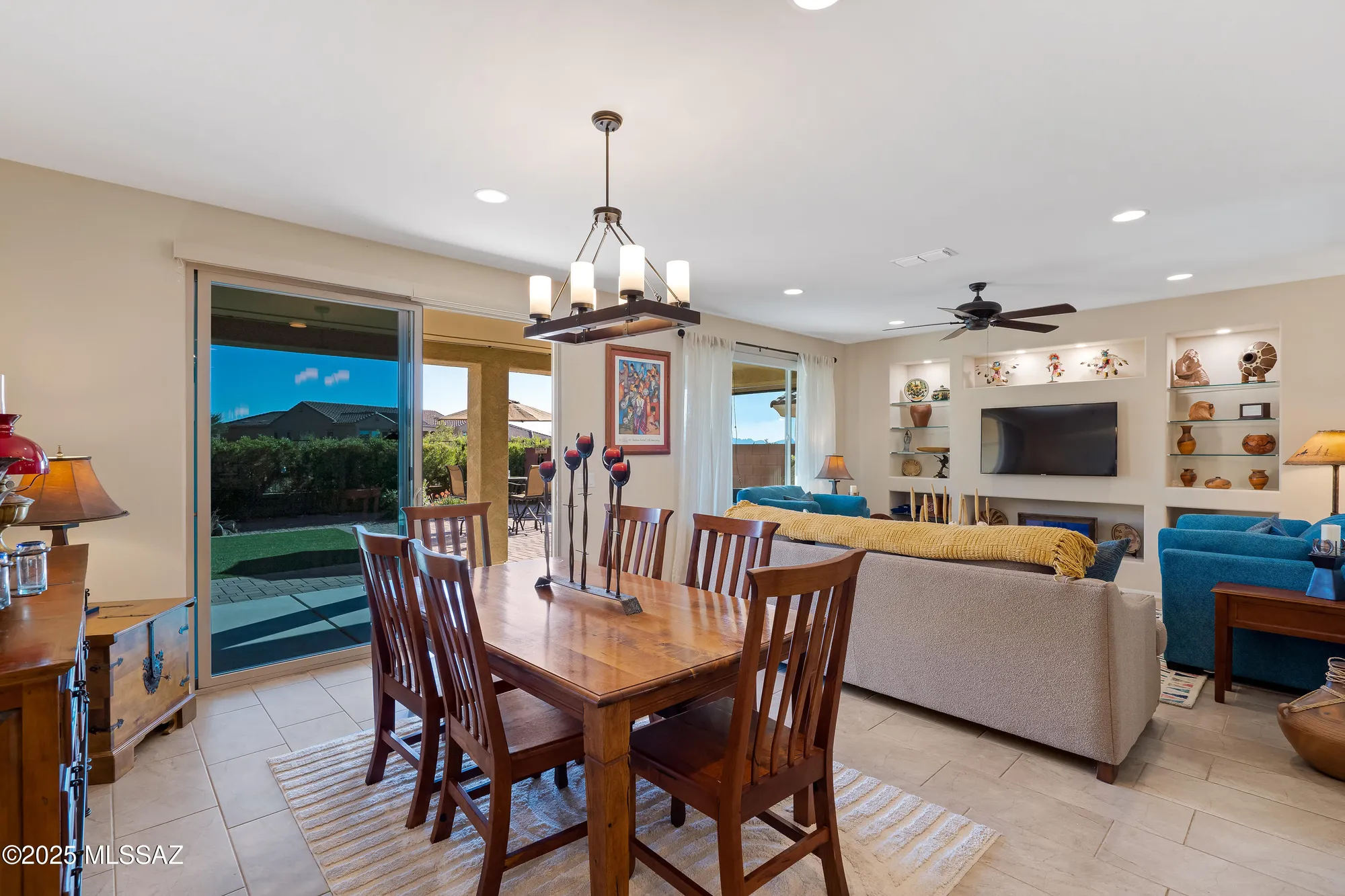 Property Slideshow image 14 of 31 | 6827 w cliff spring trl, Marana, AZ, 85658