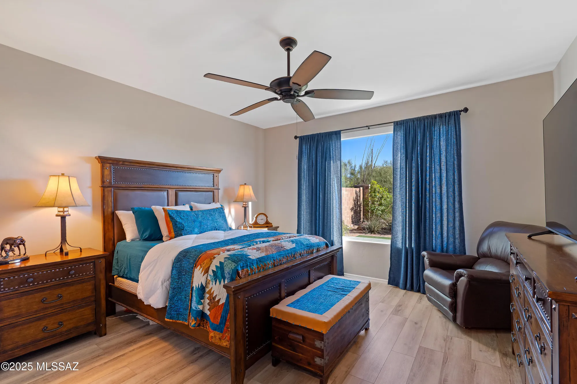 Property Slideshow image 21 of 31 | 6827 w cliff spring trl, Marana, AZ, 85658