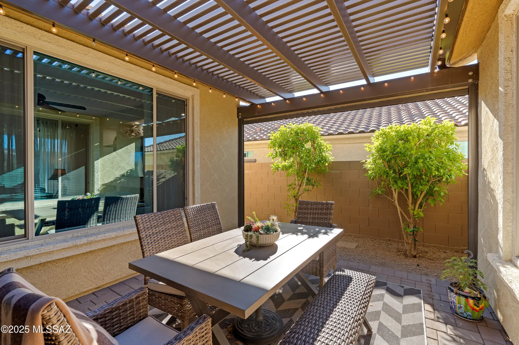 Property Slideshow image 7 of 31 | 6827 w cliff spring trl, Marana, AZ, 85658