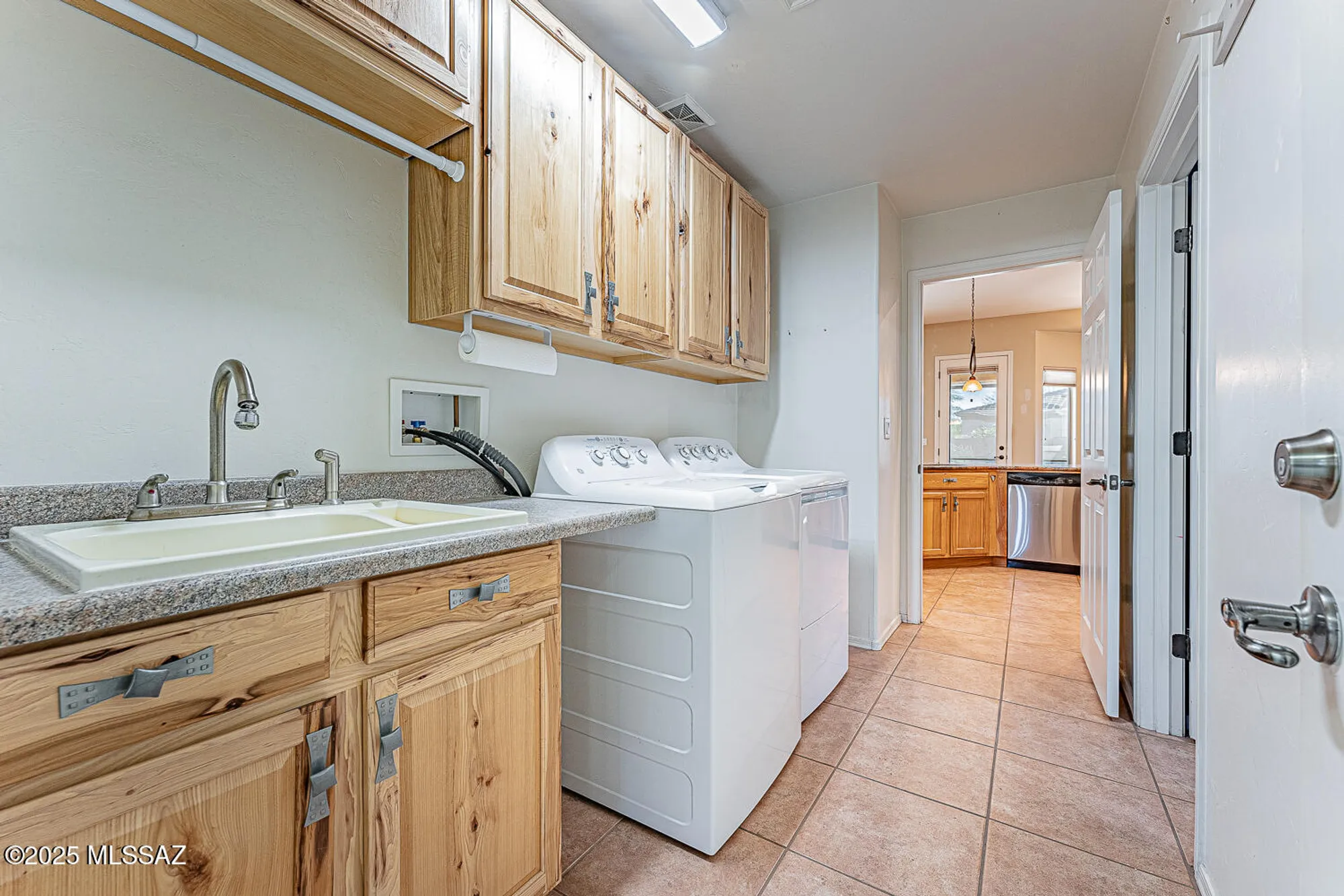 Property Slideshow image 35 of 49 | 917 w bosch dr, Green Valley, AZ, 85614