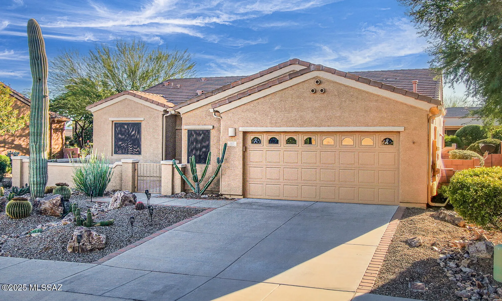 Property Slideshow image 1 of 49 | 917 w bosch dr, Green Valley, AZ, 85614