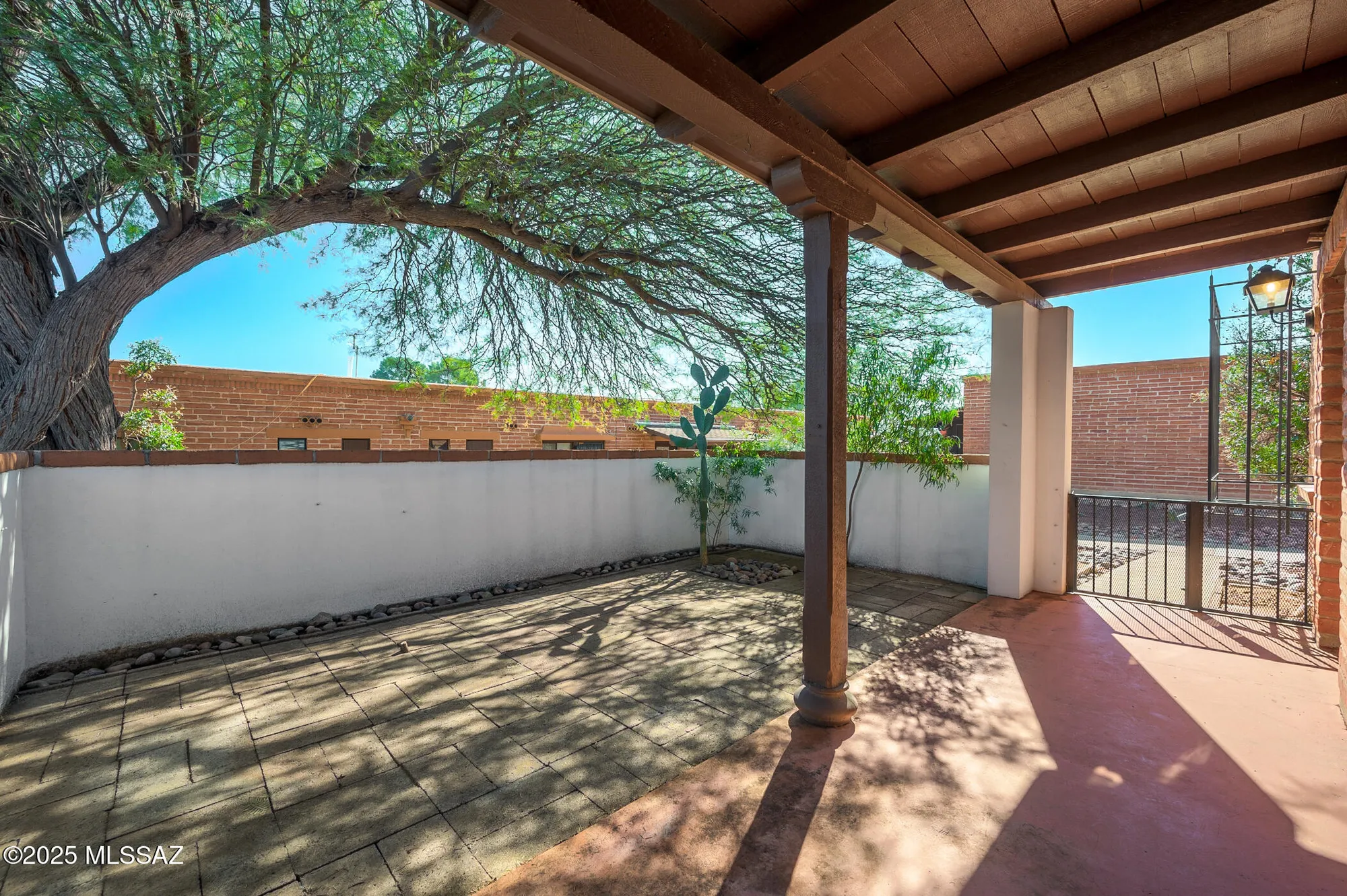 Property Slideshow image 6 of 31 | 222 s paseo quinta a, Green Valley, AZ, 85614