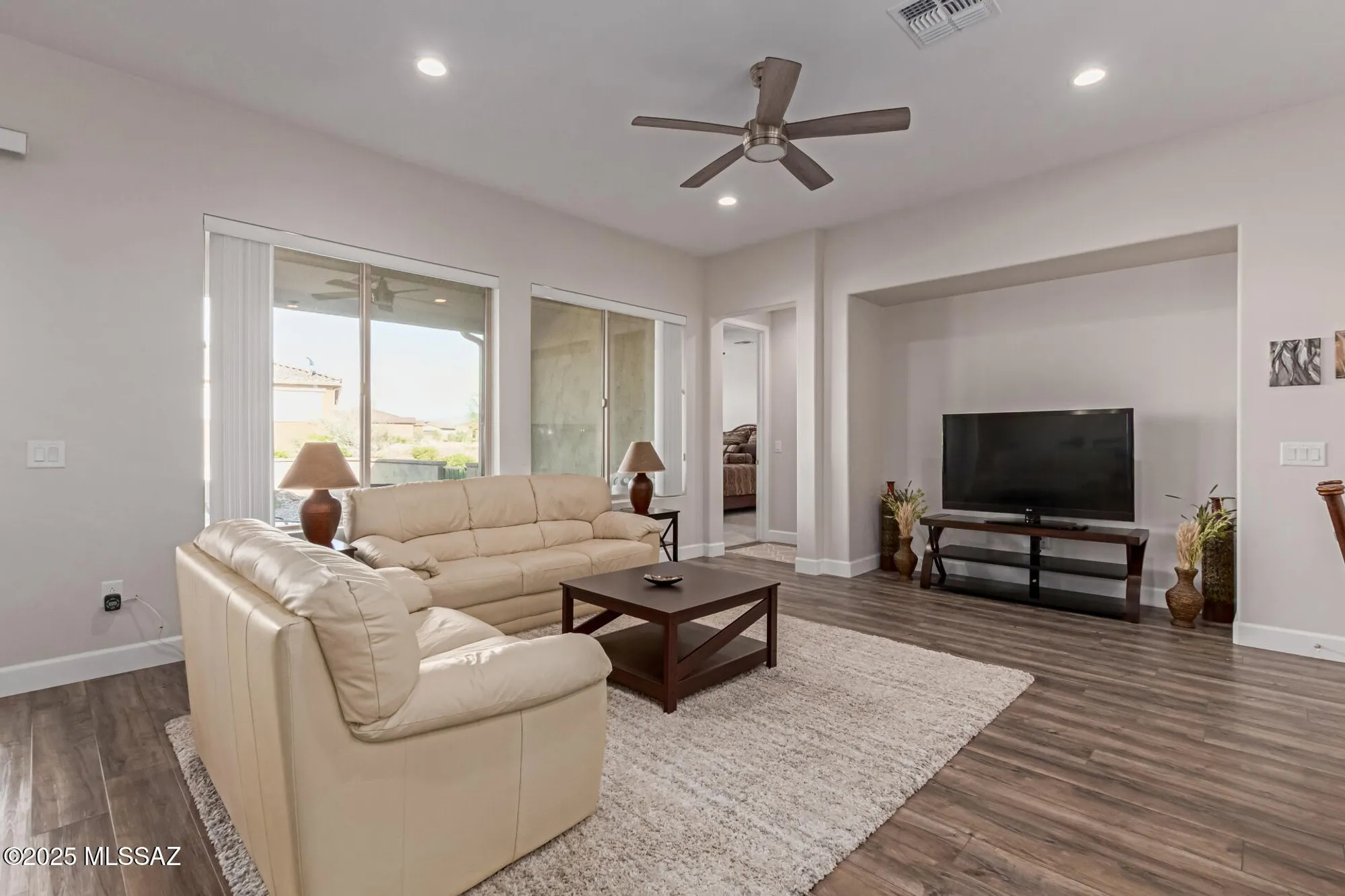 Property Slideshow image 5 of 39 | 30611 s osprey dr, Oracle, AZ, 85623