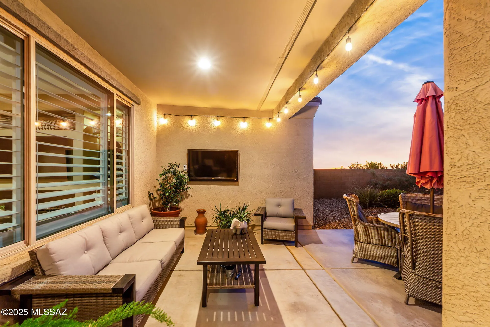 Property Slideshow image 4 of 51 | 7084 w cliff spring trl, Marana, AZ, 85658