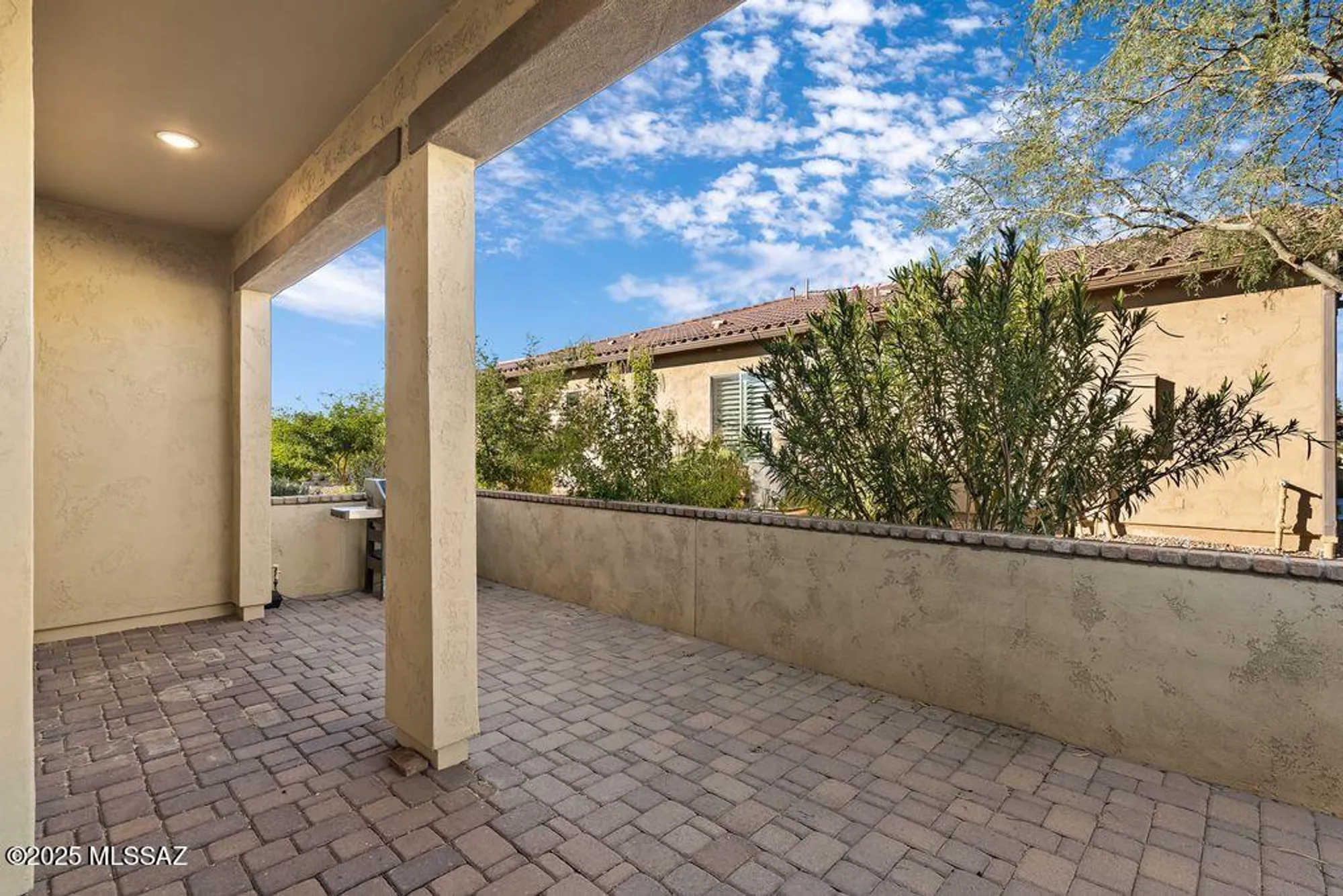 Property Slideshow image 15 of 50 | 61386 e flint dr, Oracle, AZ, 85623