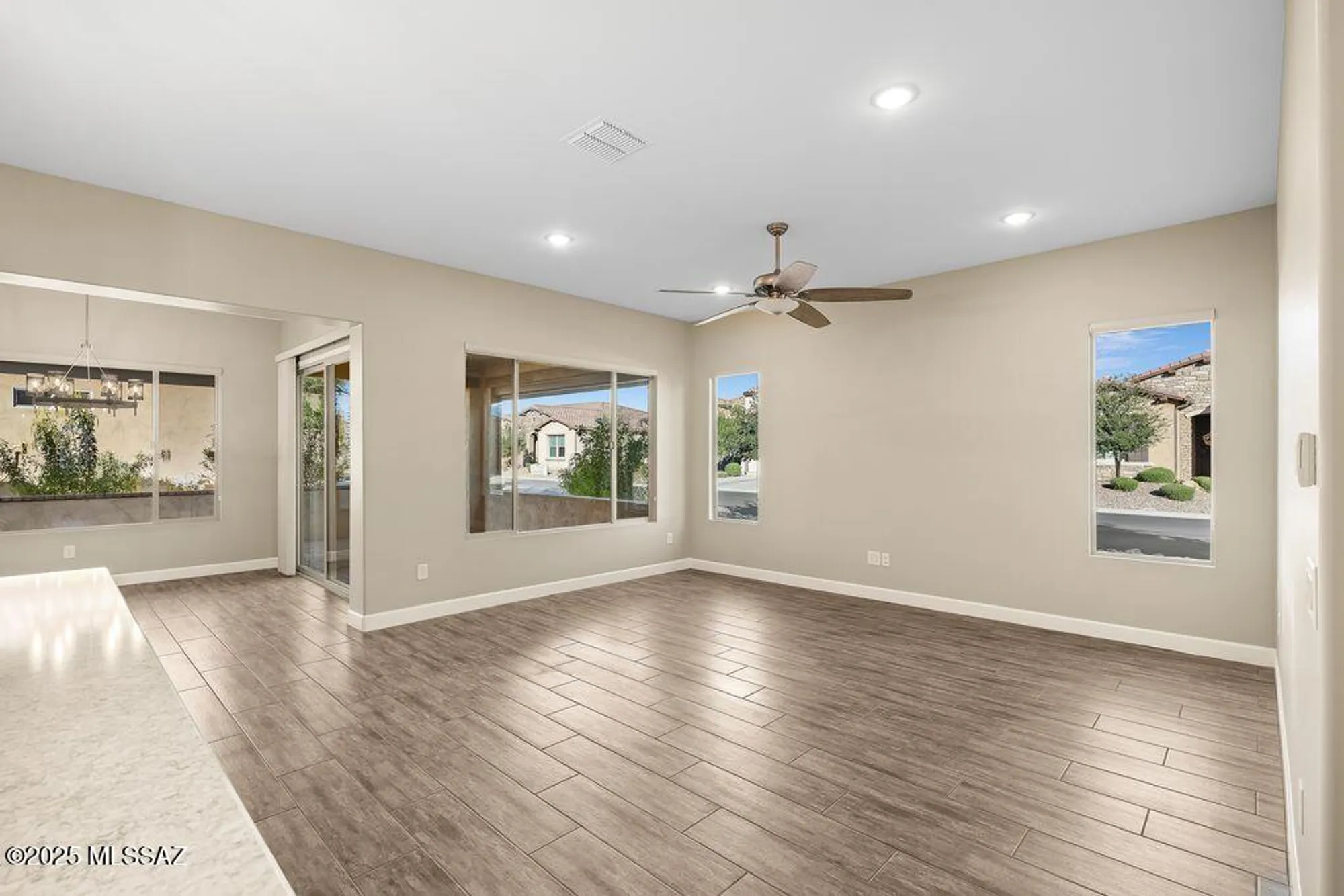 Property Slideshow image 11 of 50 | 61386 e flint dr, Oracle, AZ, 85623