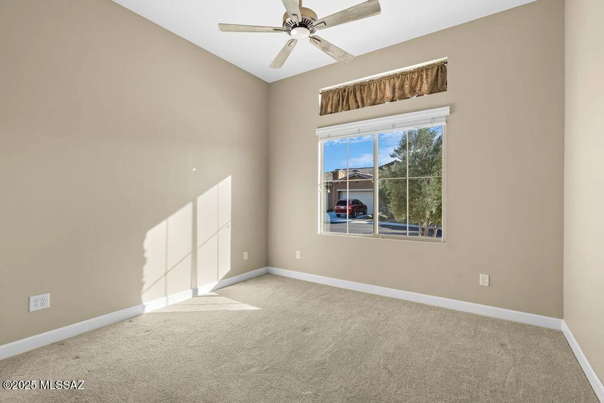 Property Slideshow image 28 of 50 | 61386 e flint dr, Oracle, AZ, 85623