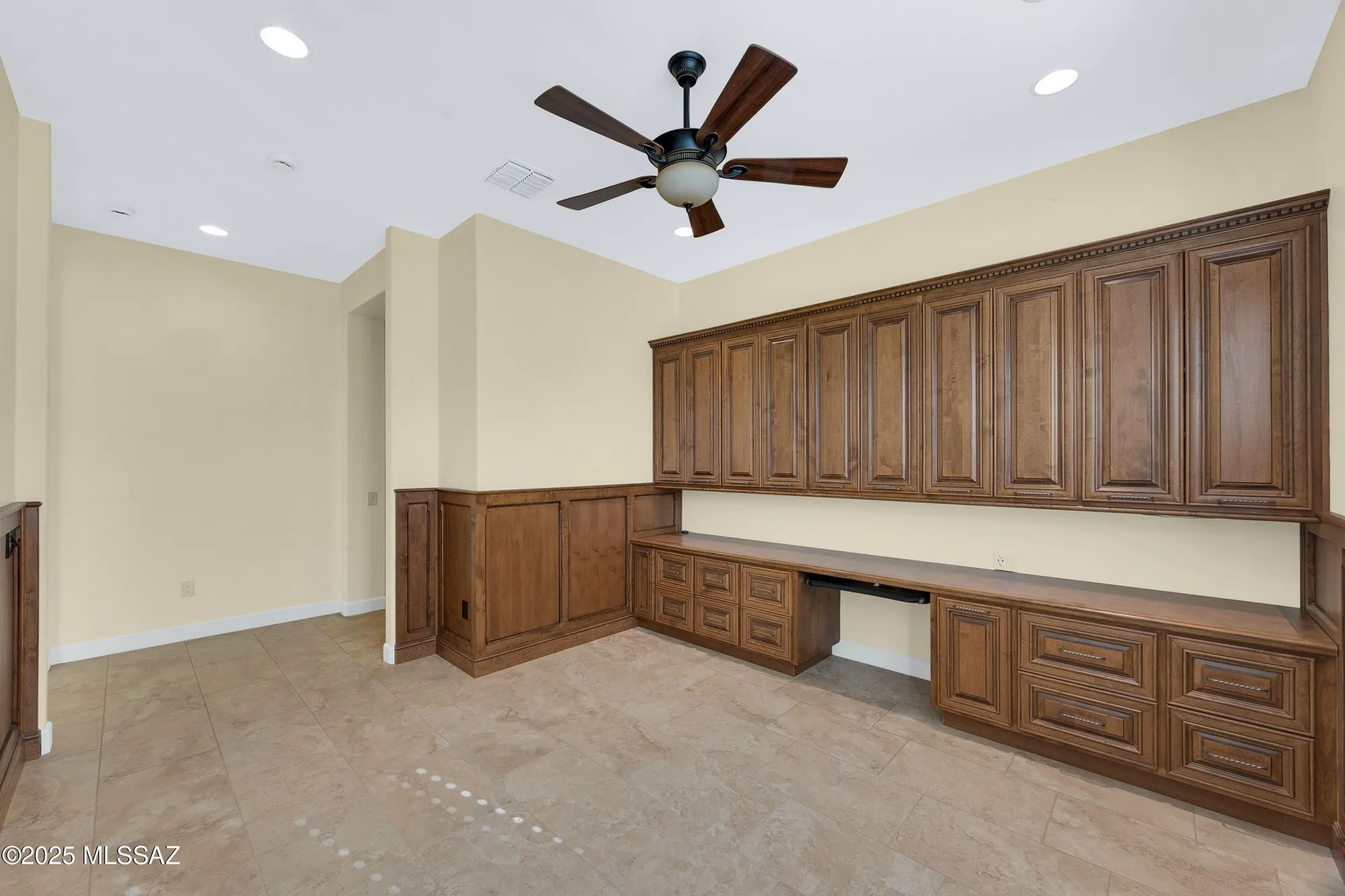 Property Slideshow image 37 of 50 | 35766 s lemon rock ct, Saddlebrooke, AZ, 85739