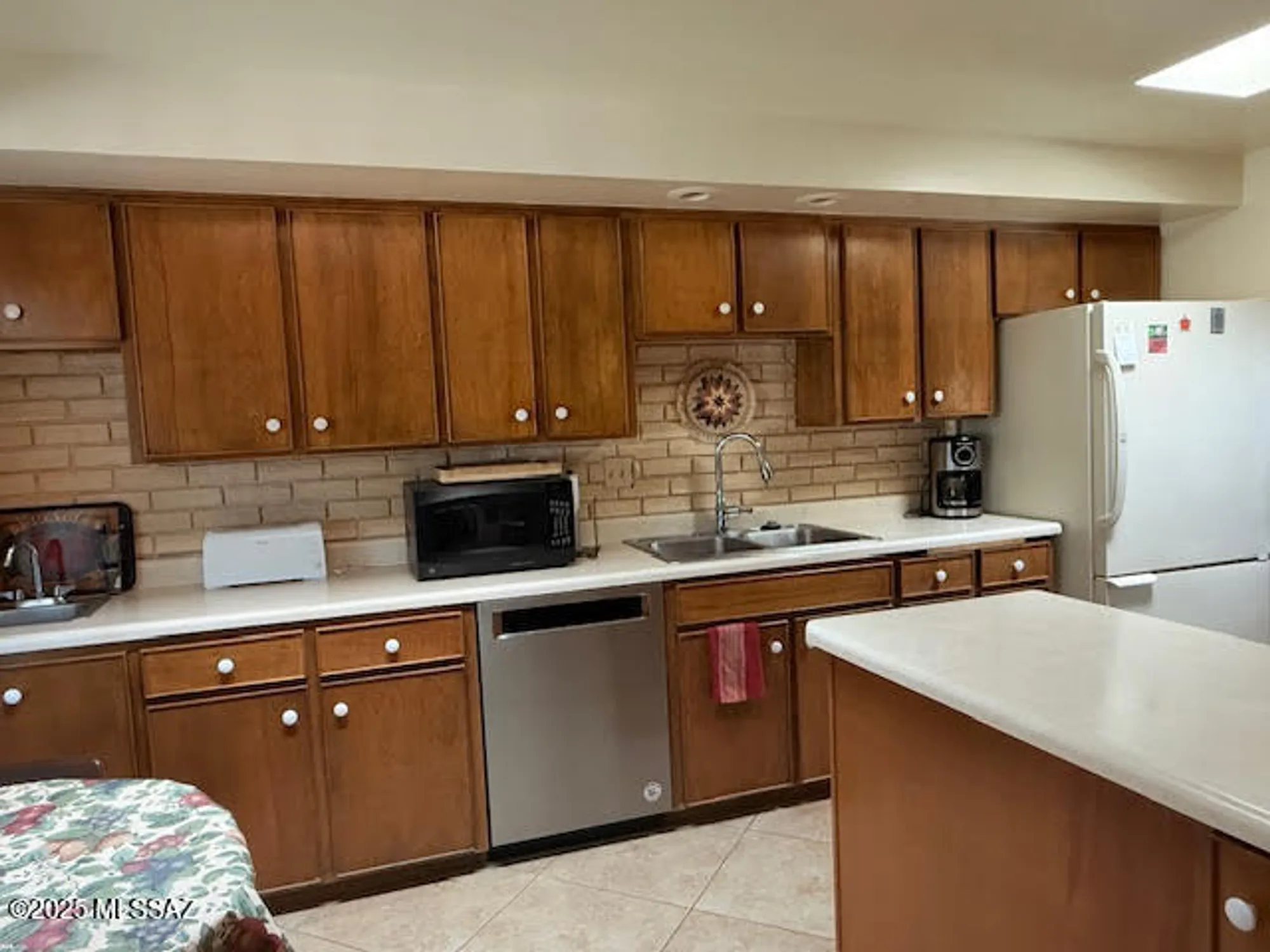 Property Slideshow image 5 of 16 | 243 s paseo seco, Green Valley, AZ, 85614