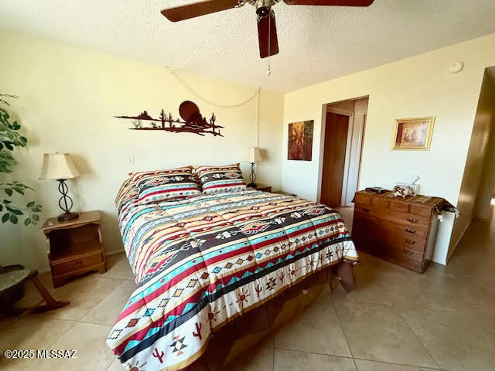 Property Slideshow image 7 of 16 | 243 s paseo seco, Green Valley, AZ, 85614