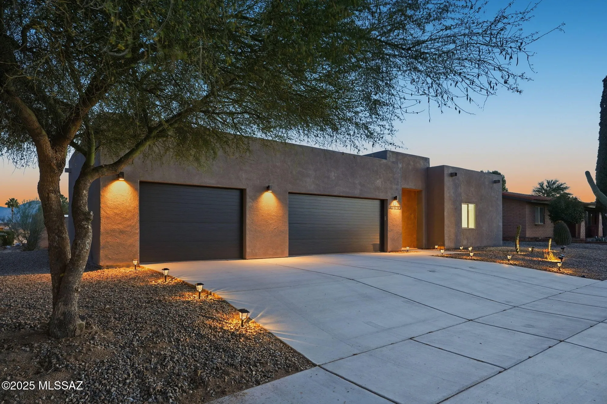 Property Slideshow image 3 of 50 | 121 w calle escudilla, Green Valley, AZ, 85614